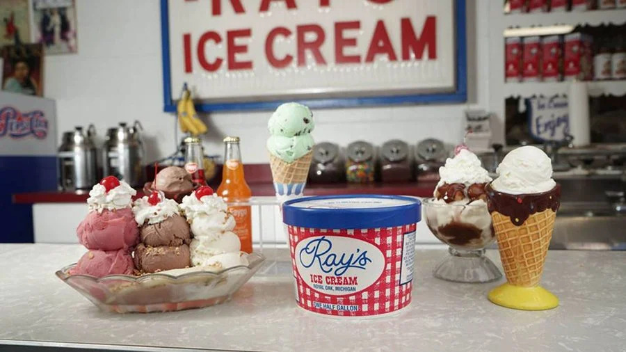 Restaurant Night - Ray's Ice Cream