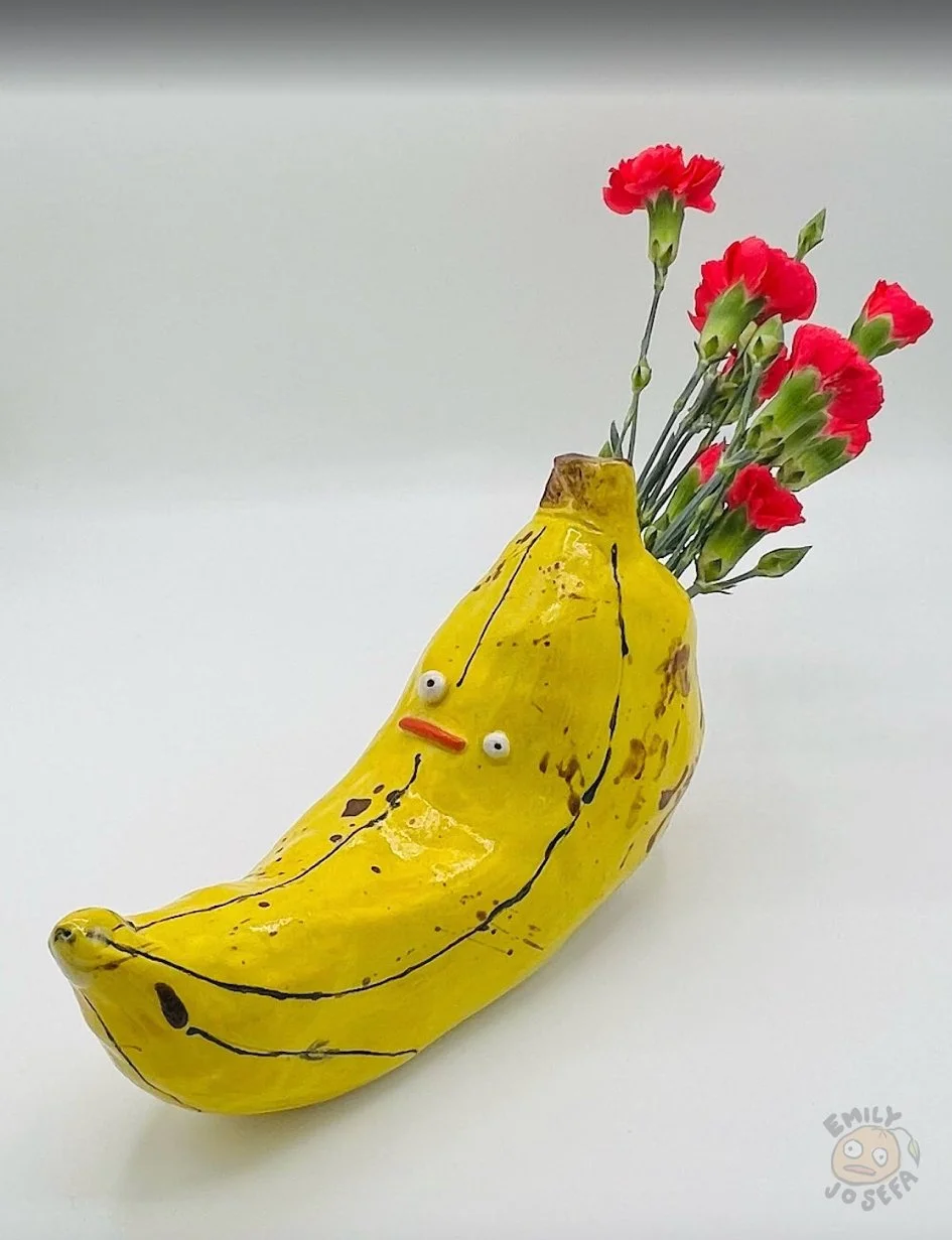 EmilyJosefa_bananavase.jpg