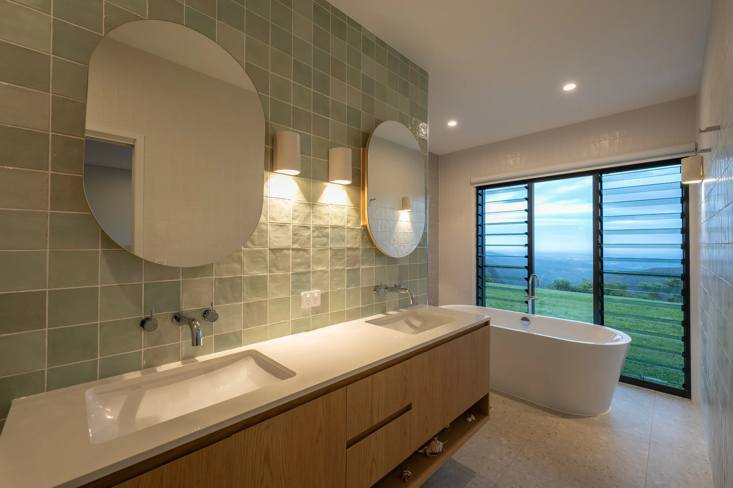 Real Estate Website image - 040.jpg