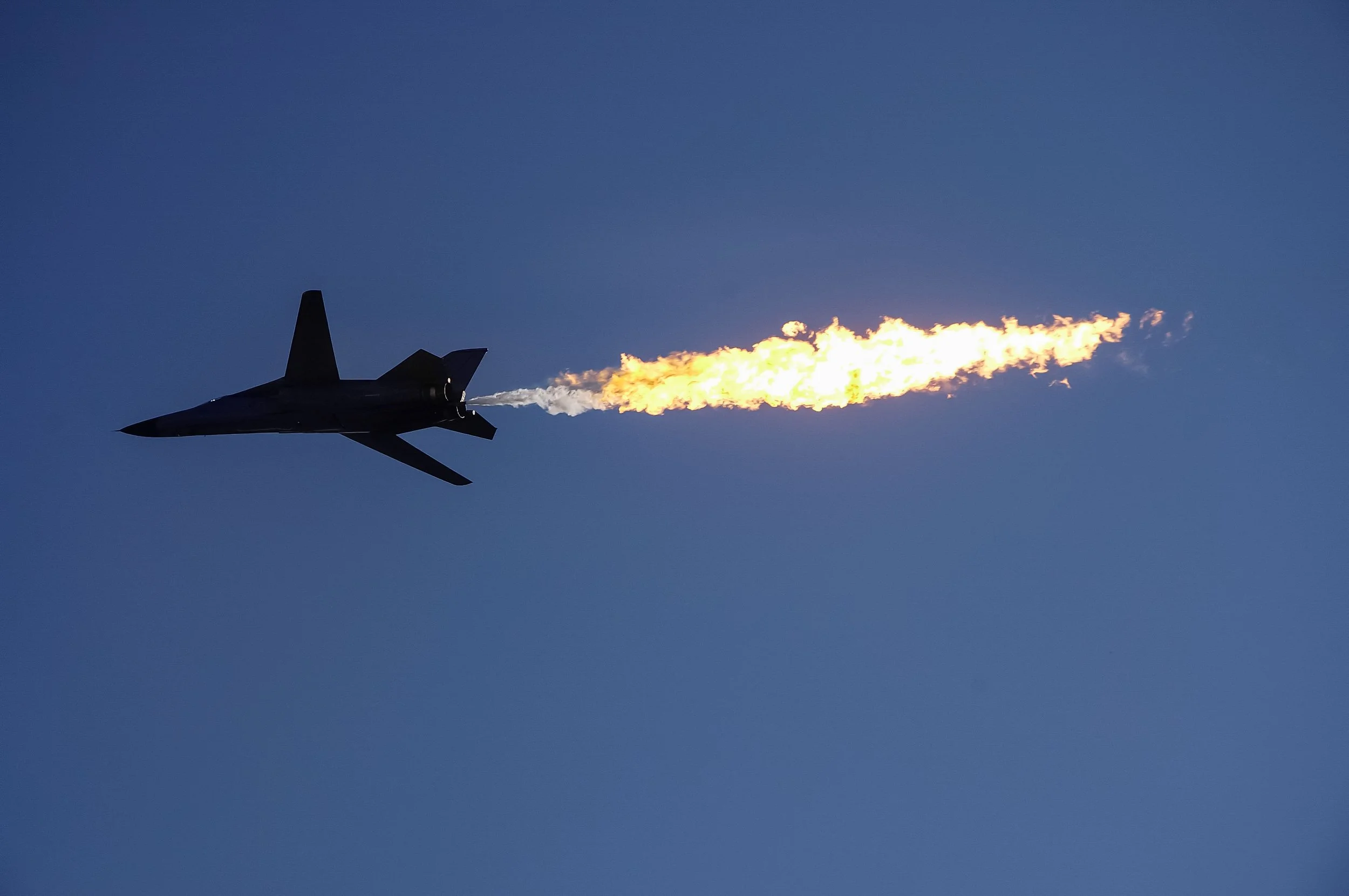 Auto & Aviation Image By Paul A. Broben - 02.jpg