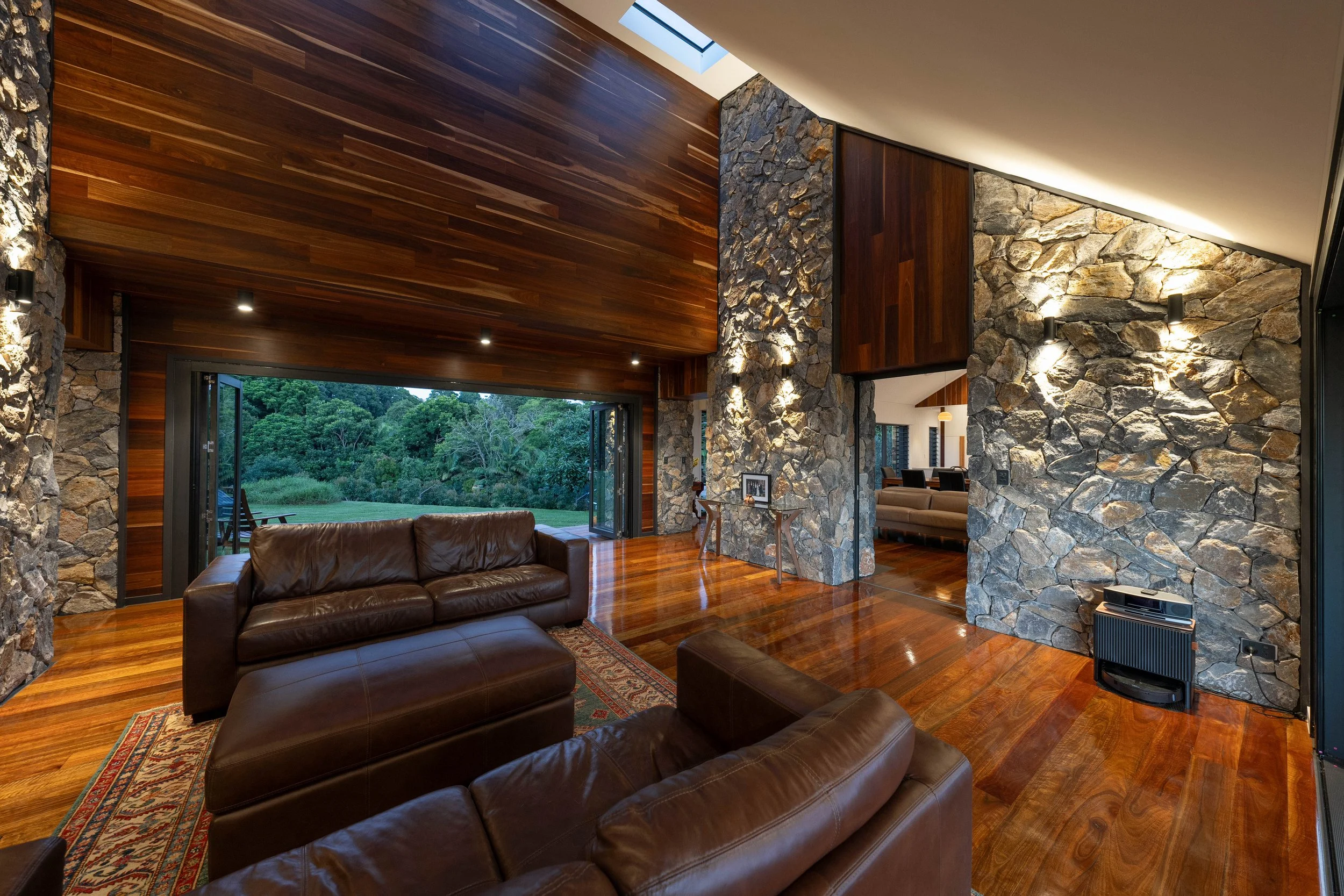 Real Estate Website image - 039.jpg