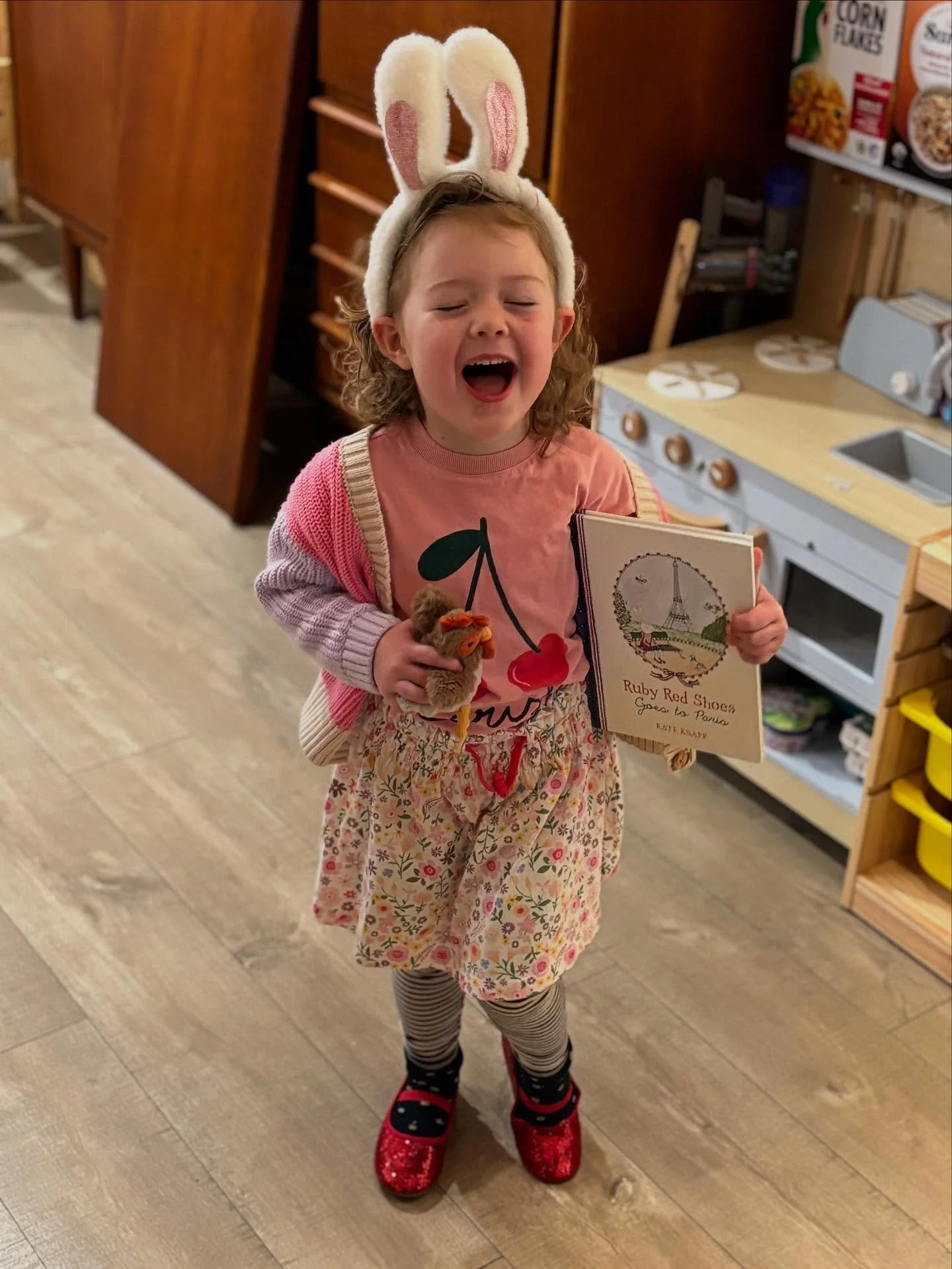 Book week: Ruby Red Shoes Goes to Paris
