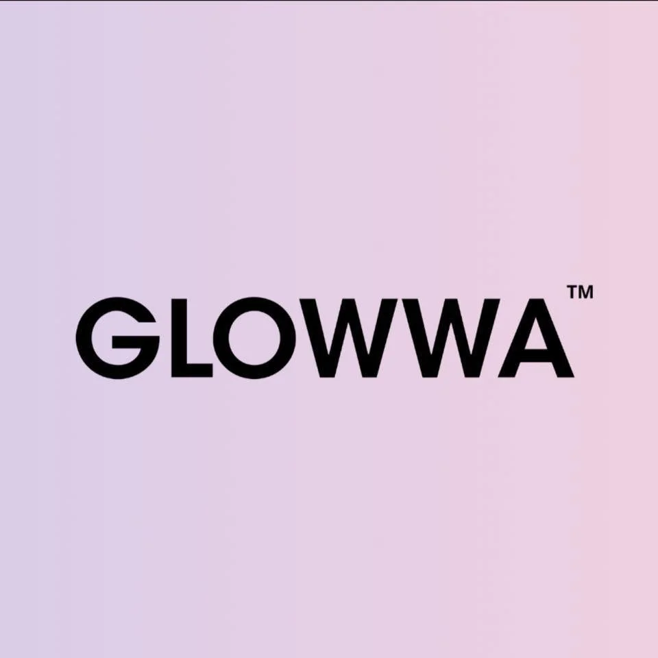 The word "GLOWWA" written in large black letters on a soft pastel background.