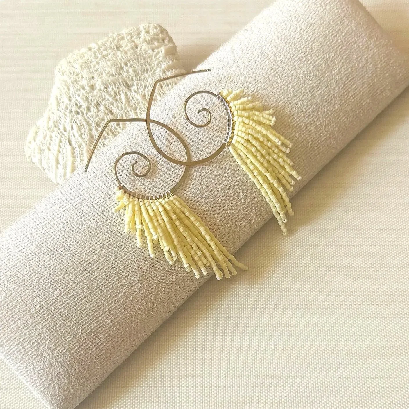 Angel Wings | Small | Matte Eggshell Yellow Multi Fringe
