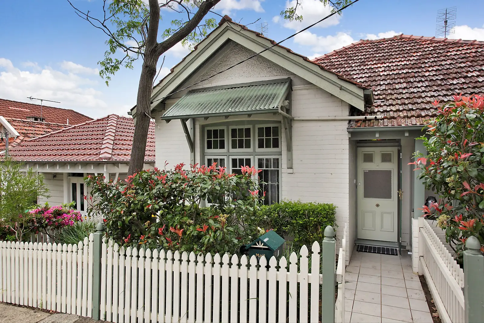 14 Holt Avenue