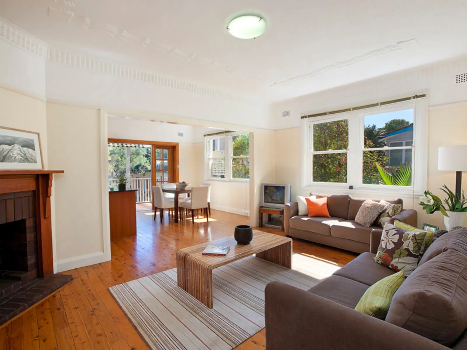 28 Holdsworth Street