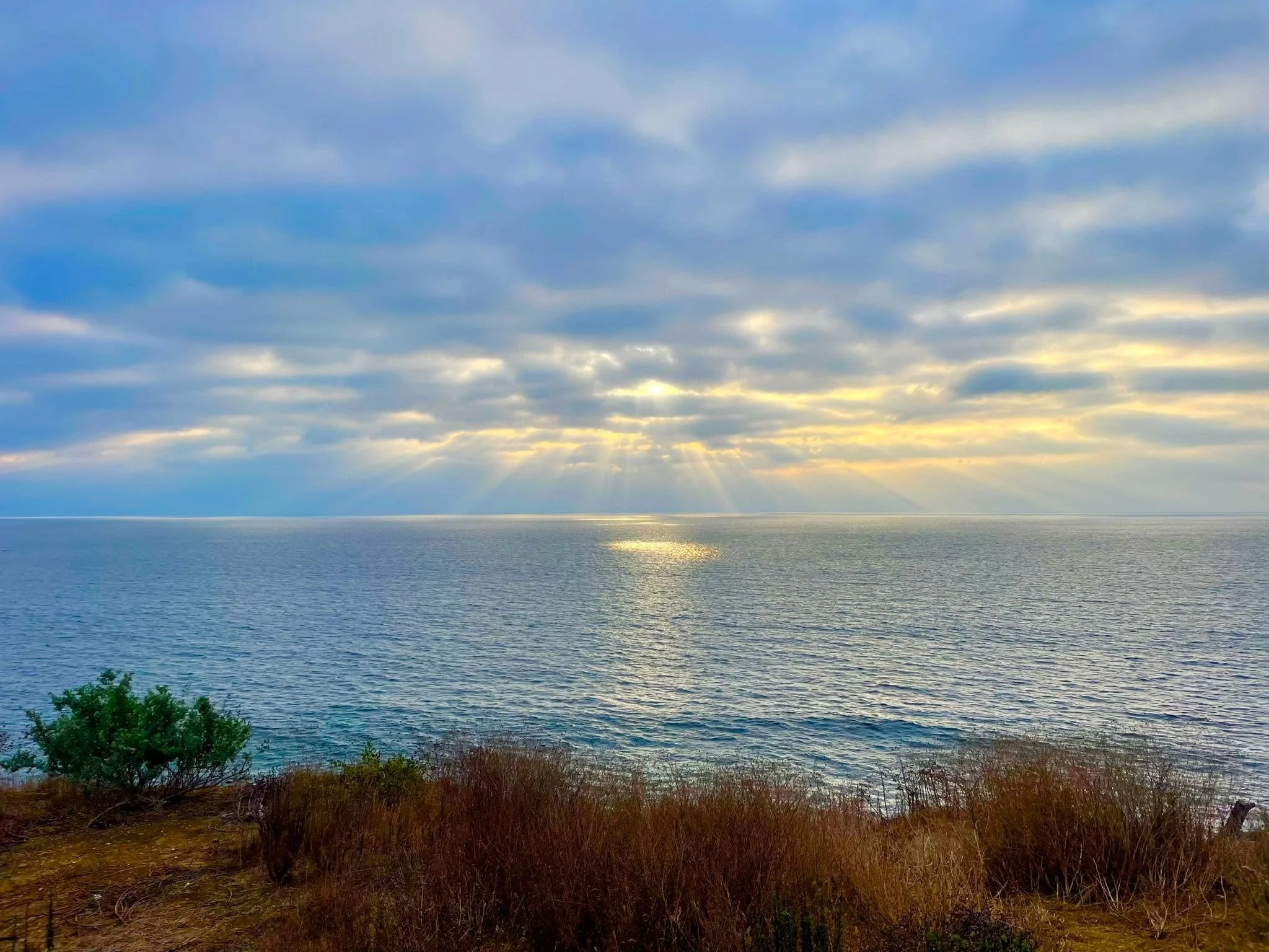 sunbeamsoverocean2025.jpg