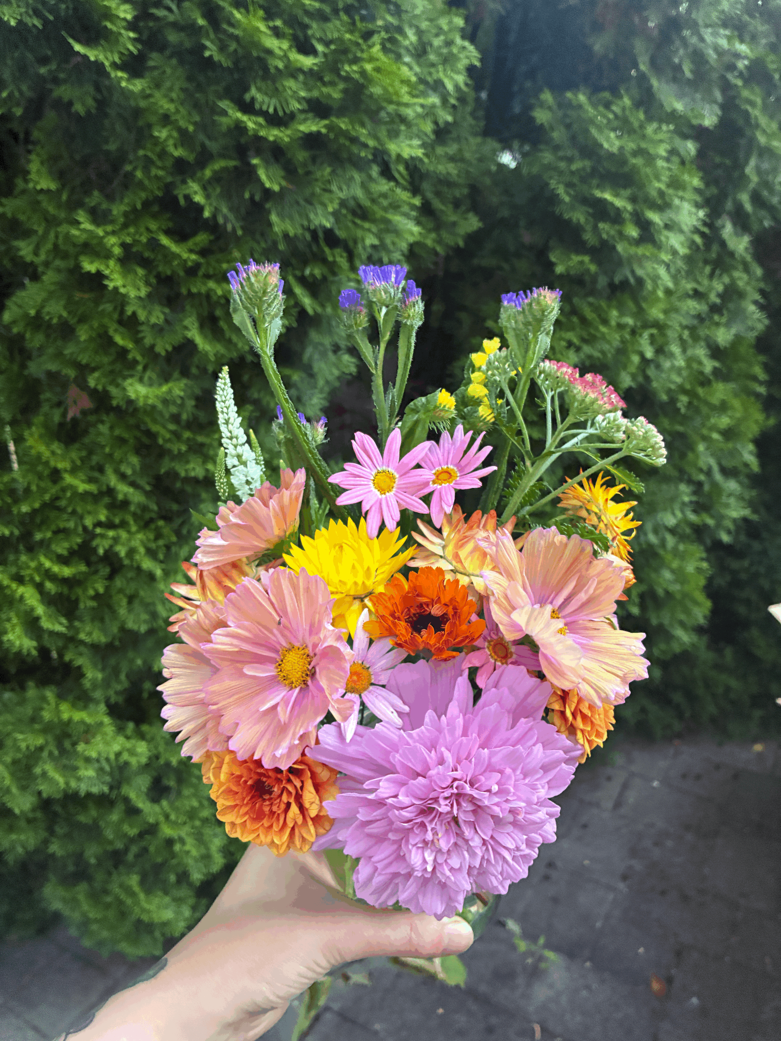 MEDIUM BOUQUET
