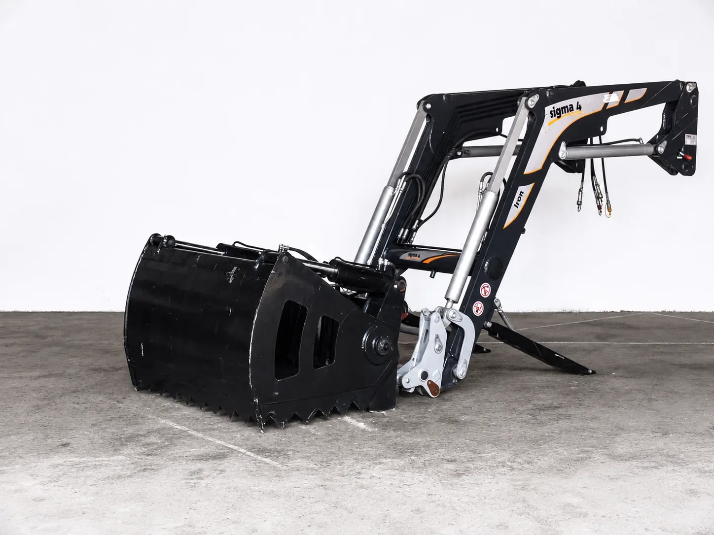 Sigma 4 Front End Loader With Silage Cutter