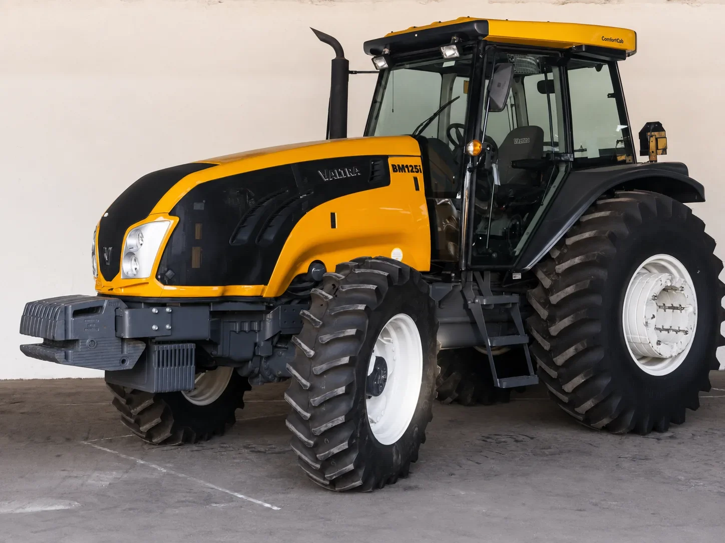 Valtra BM125i + CAB