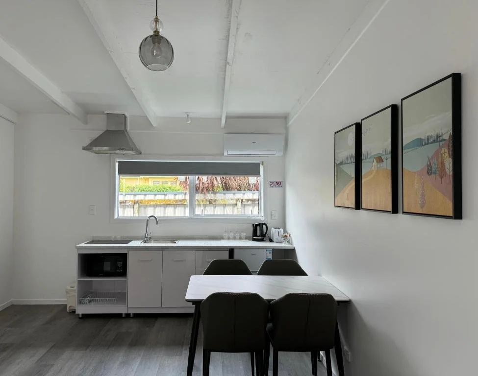 unit kitchen.jpg