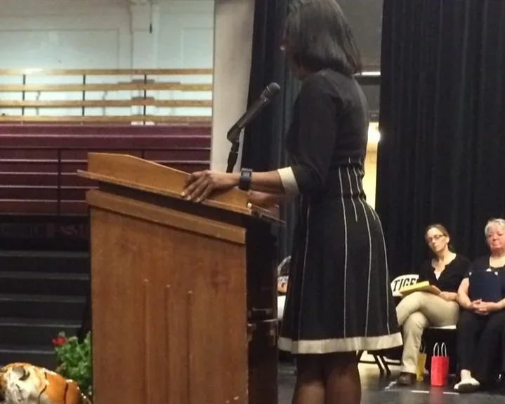Angela+Awarding+Scholarships+2016.webp