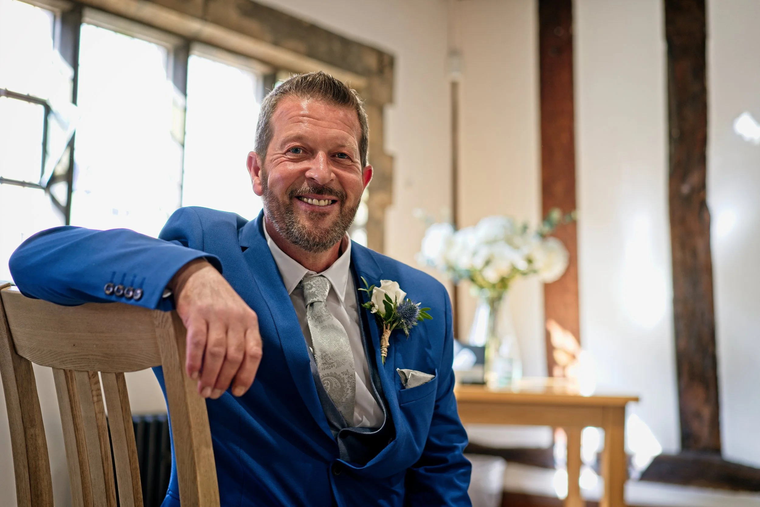 Documentary style wedding photography by Warwickshire photographer