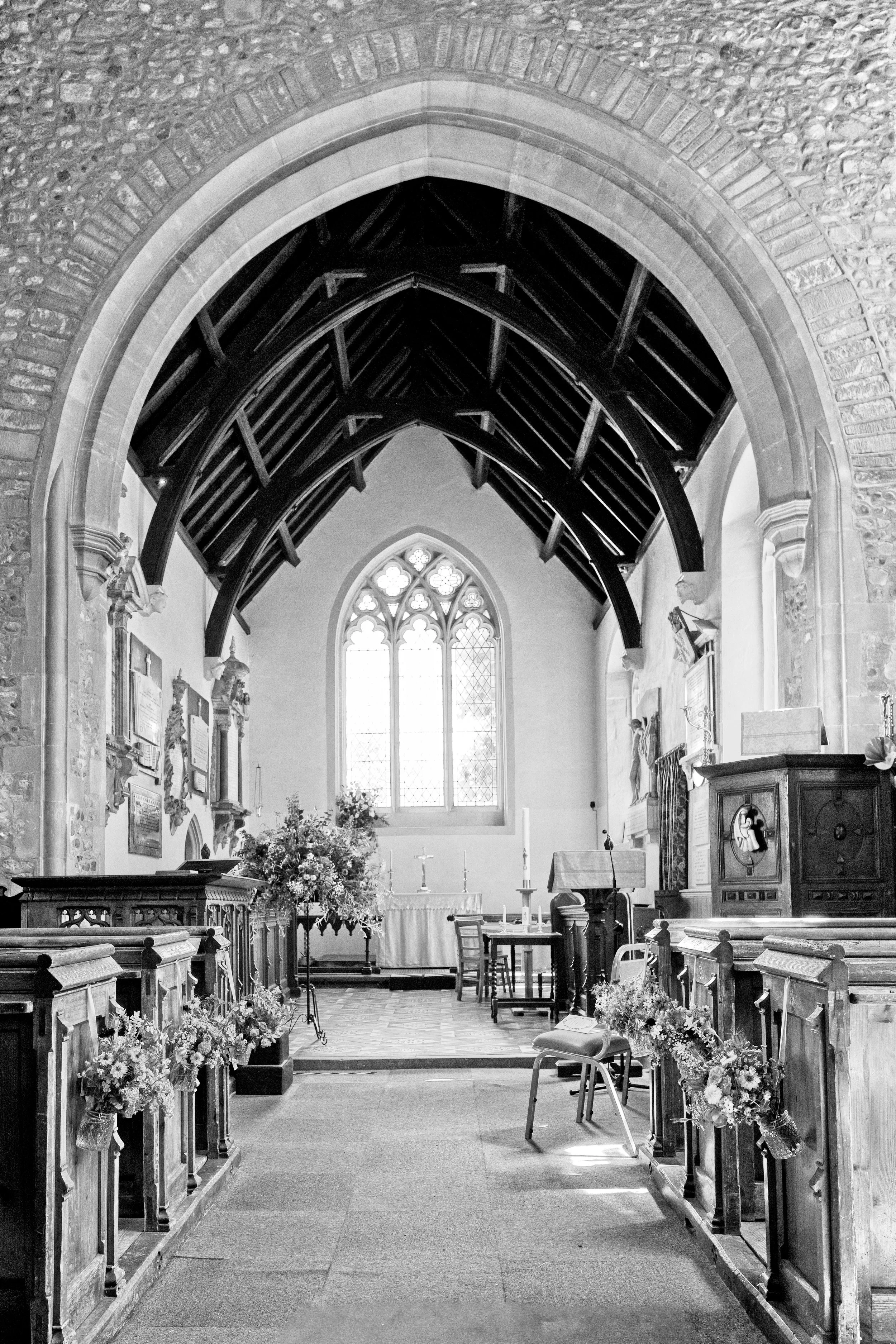 Documentary style wedding photography by Warwickshire photographer