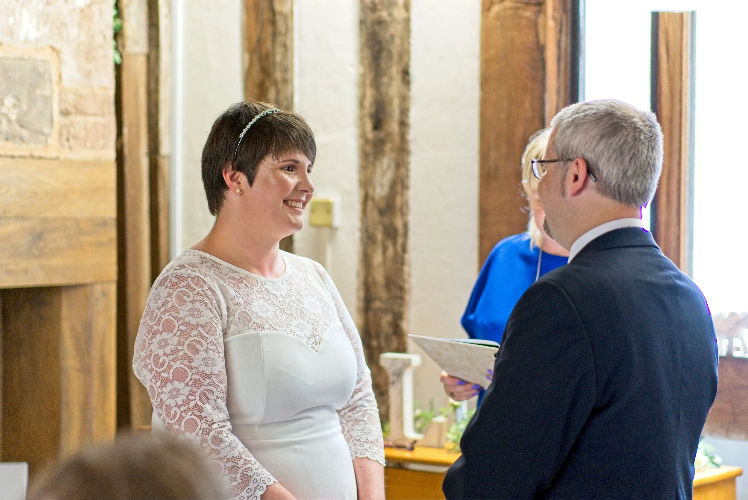 Documentary style wedding photography by Warwickshire photographer