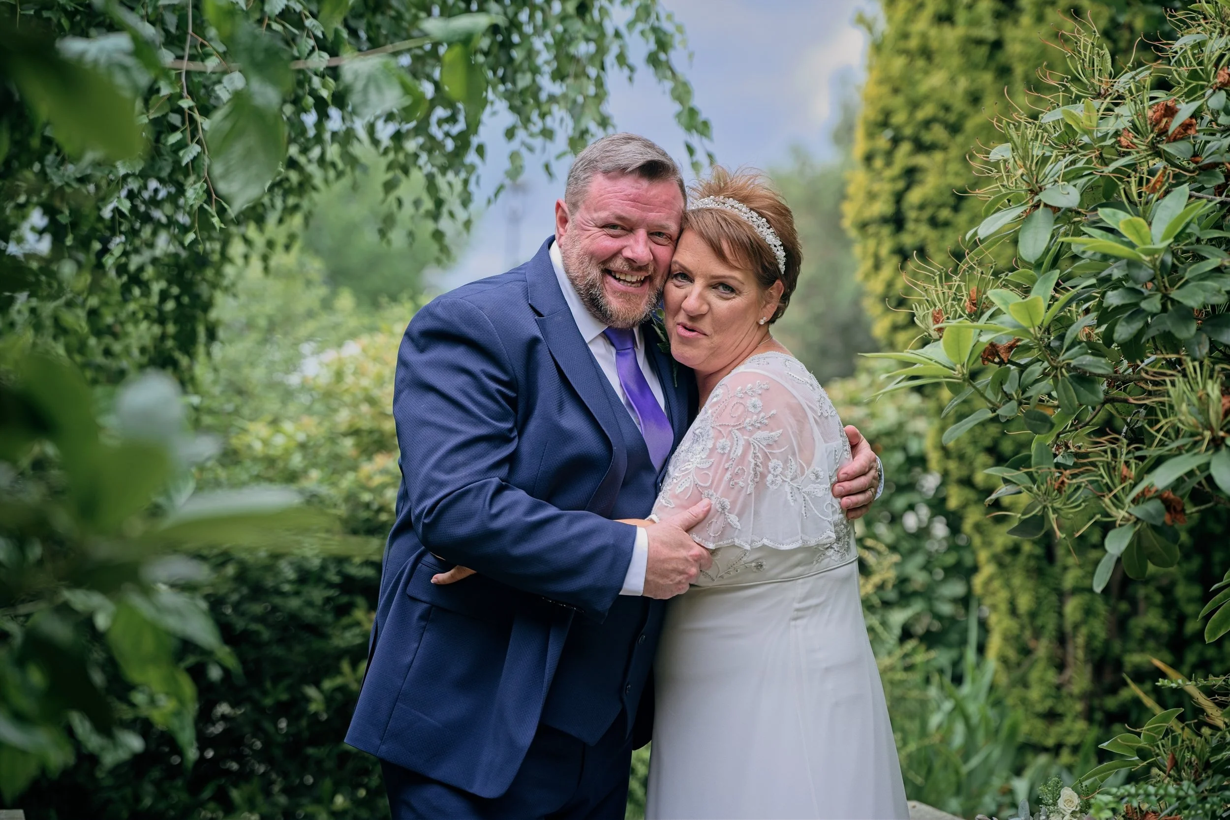 Documentary style wedding photography by Warwickshire photographer