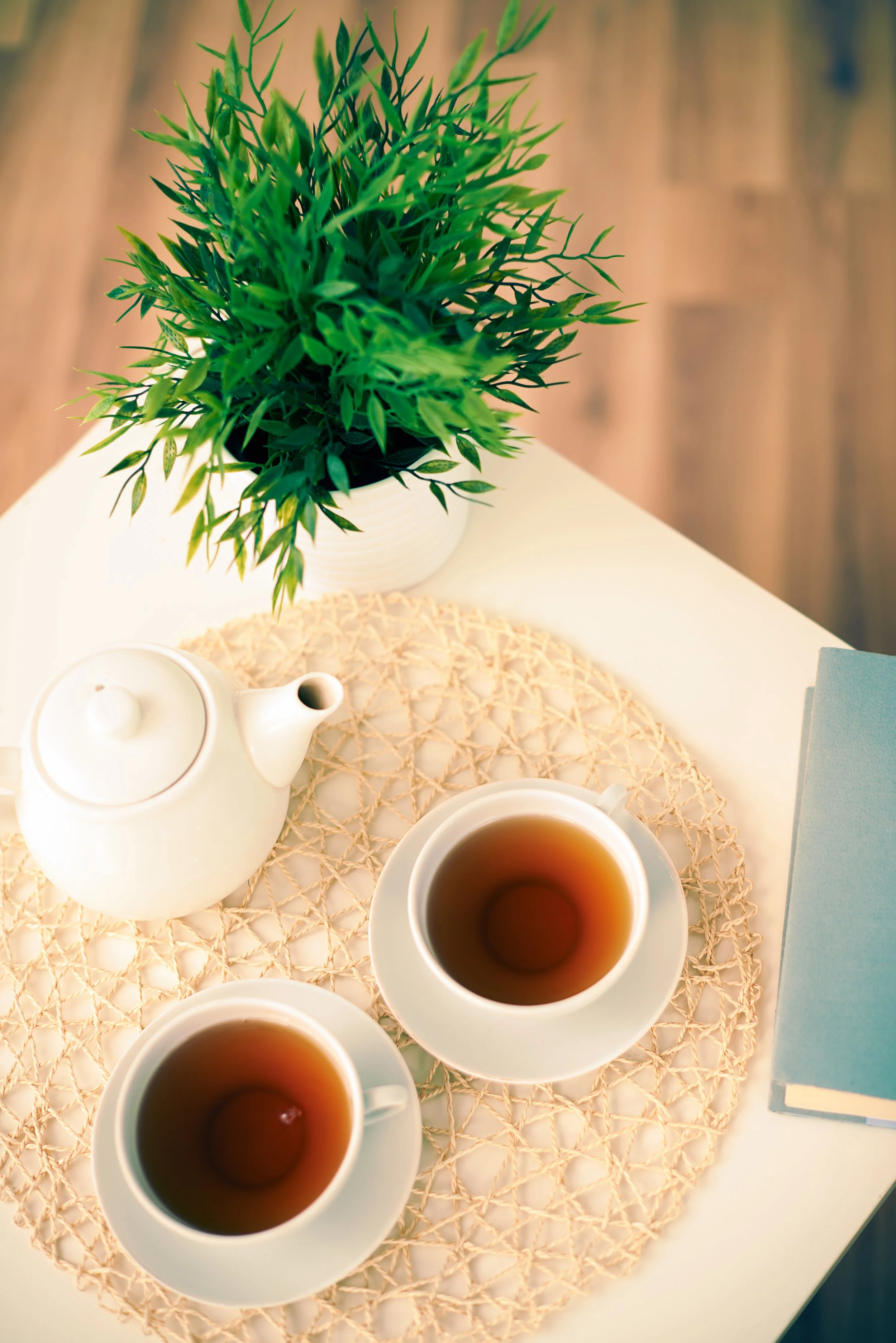 Six-month non-clinical executive health support integrating root-cause exploration, science-backed lifestyle changes, stress resilience, and mind-body balance.