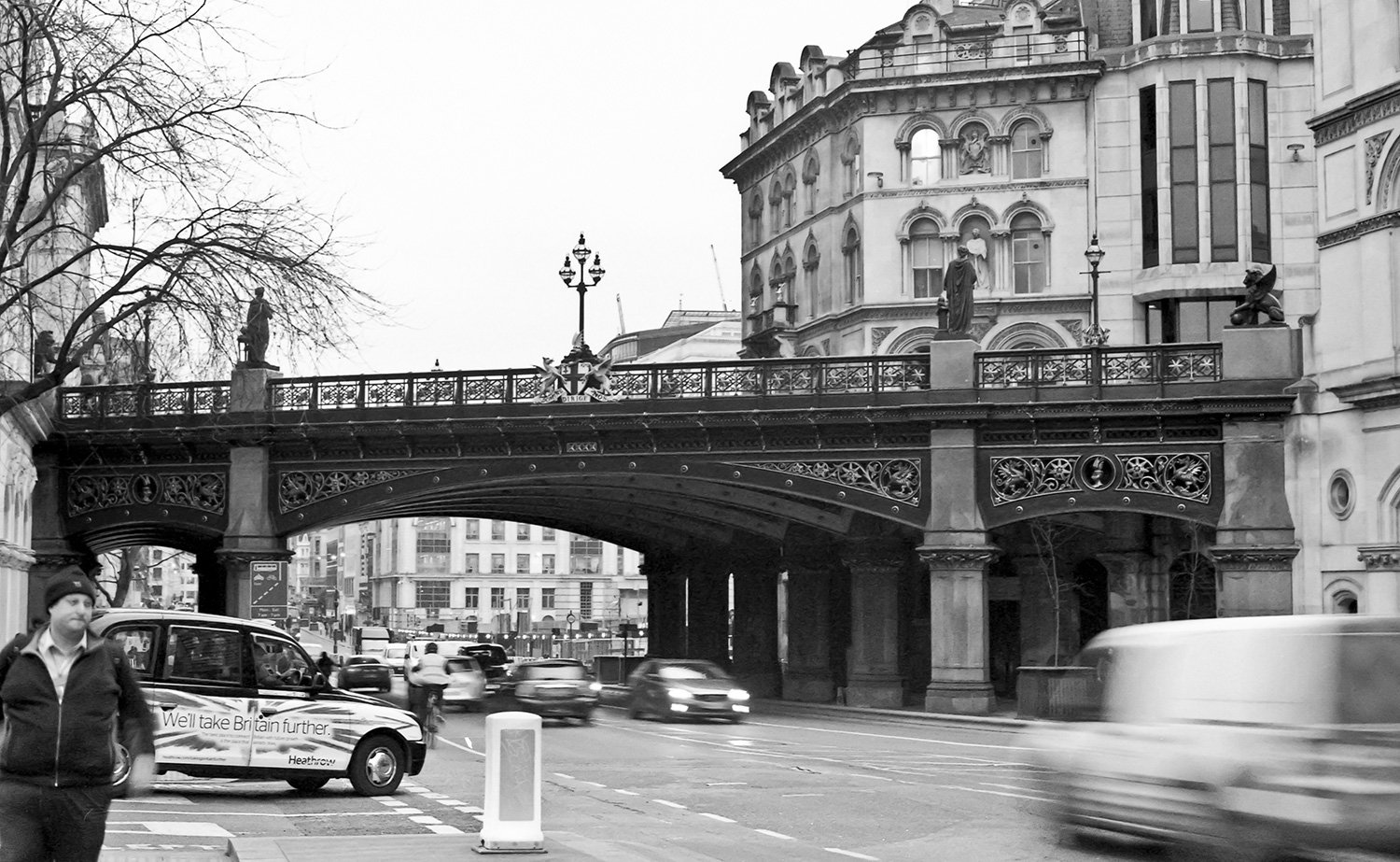 LondonBlack-and-white-Landscape.jpg