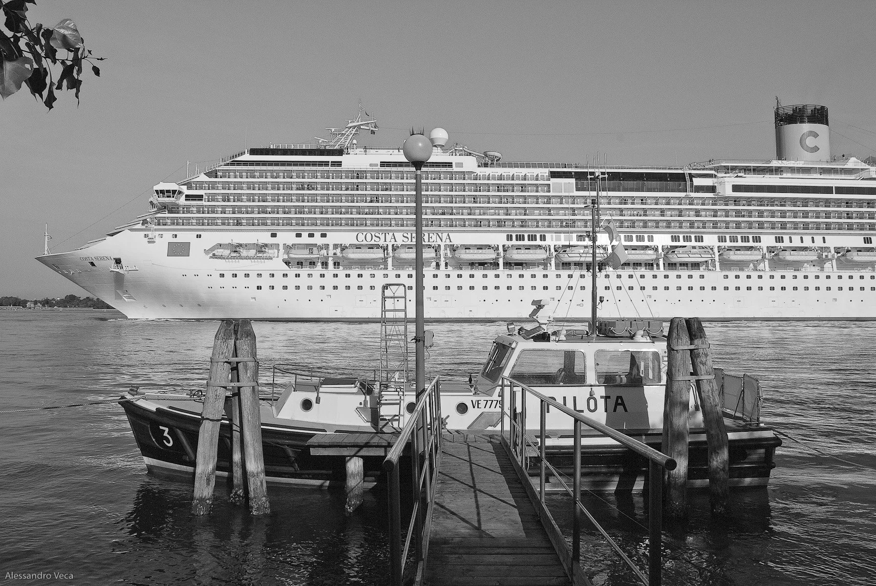 Venezia, Le grandi navi in laguna, fotografia 41 di Alessandro Veca