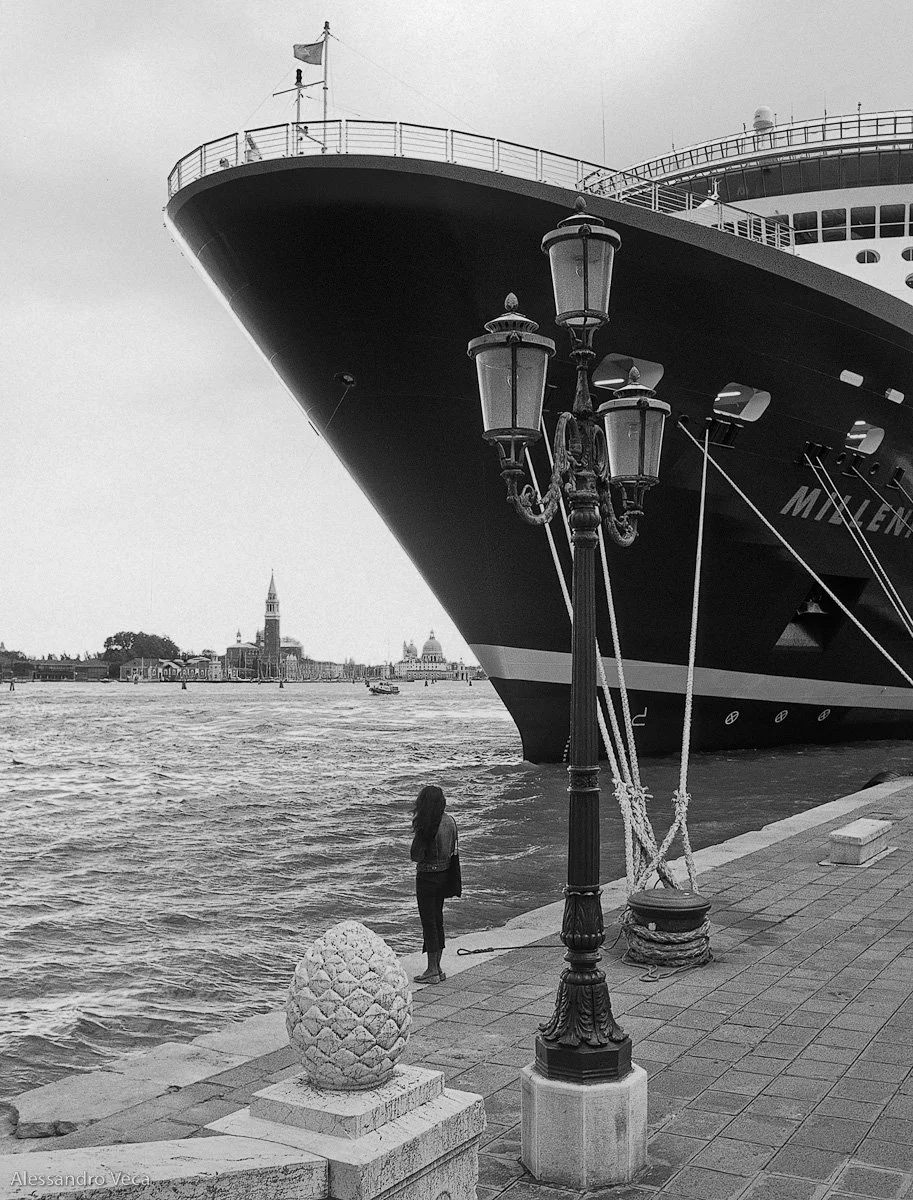Venezia, Le grandi navi in laguna, fotografia 03 di Alessandro Veca