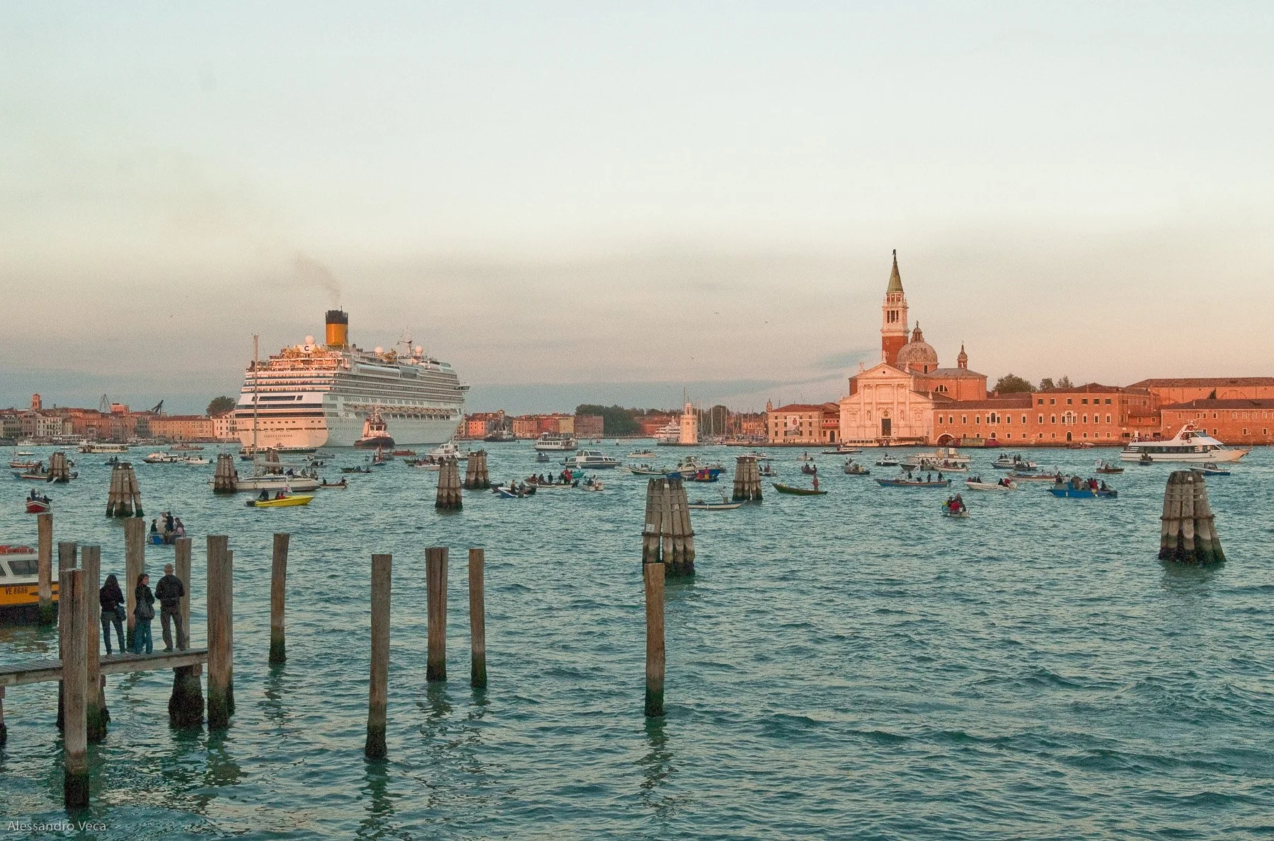Venezia, Le grandi navi in laguna, fotografia 60 di Alessandro Veca