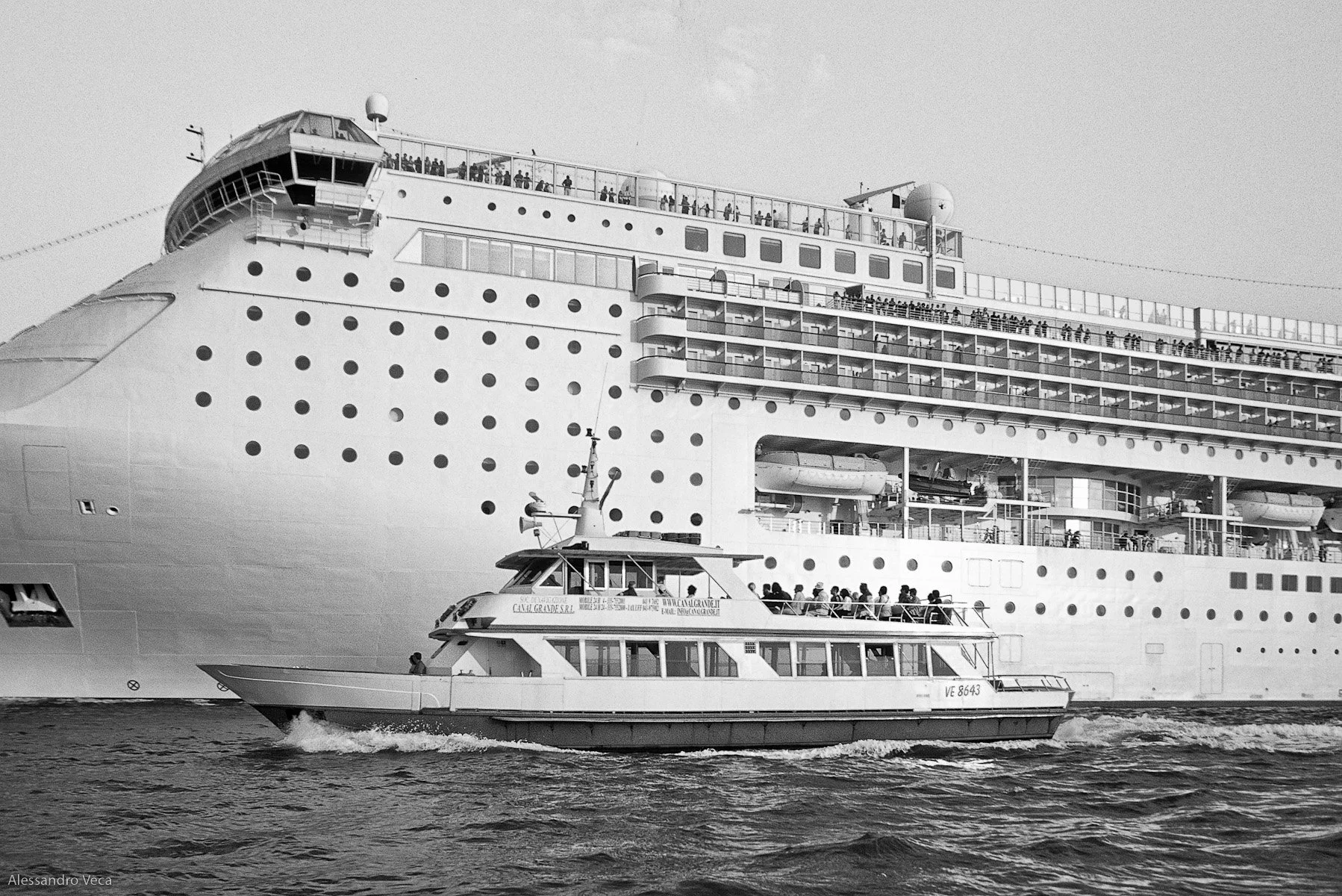 Venezia, Le grandi navi in laguna, fotografia 05 di Alessandro Veca