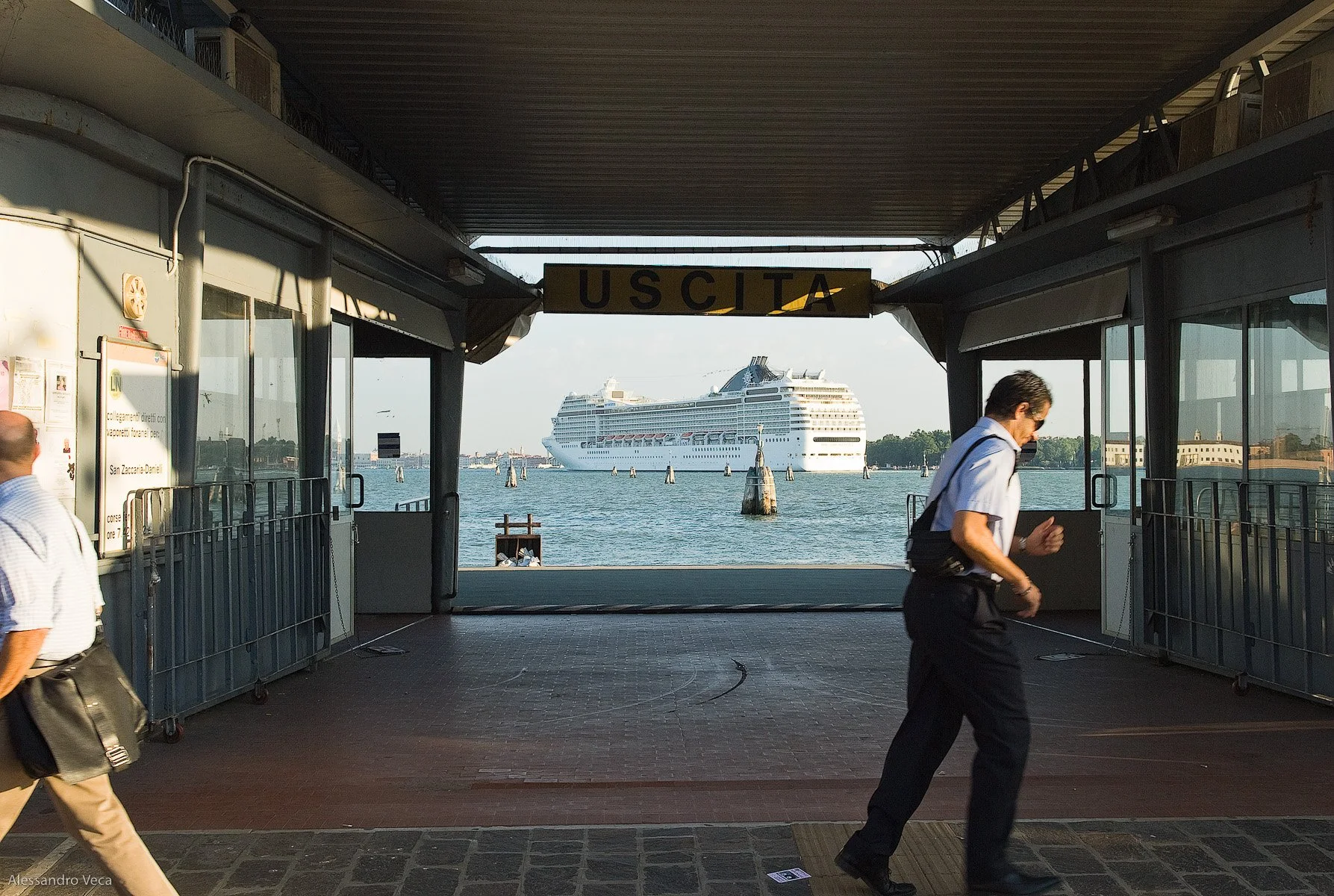 Venezia, Le grandi navi in laguna, fotografia 31 di Alessandro Veca