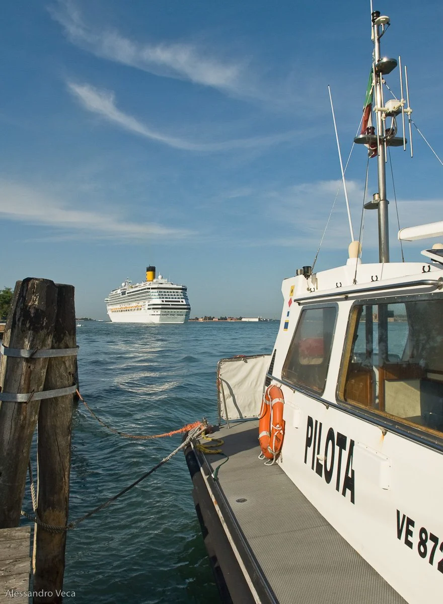 Venezia, Le grandi navi in laguna, fotografia 42 di Alessandro Veca