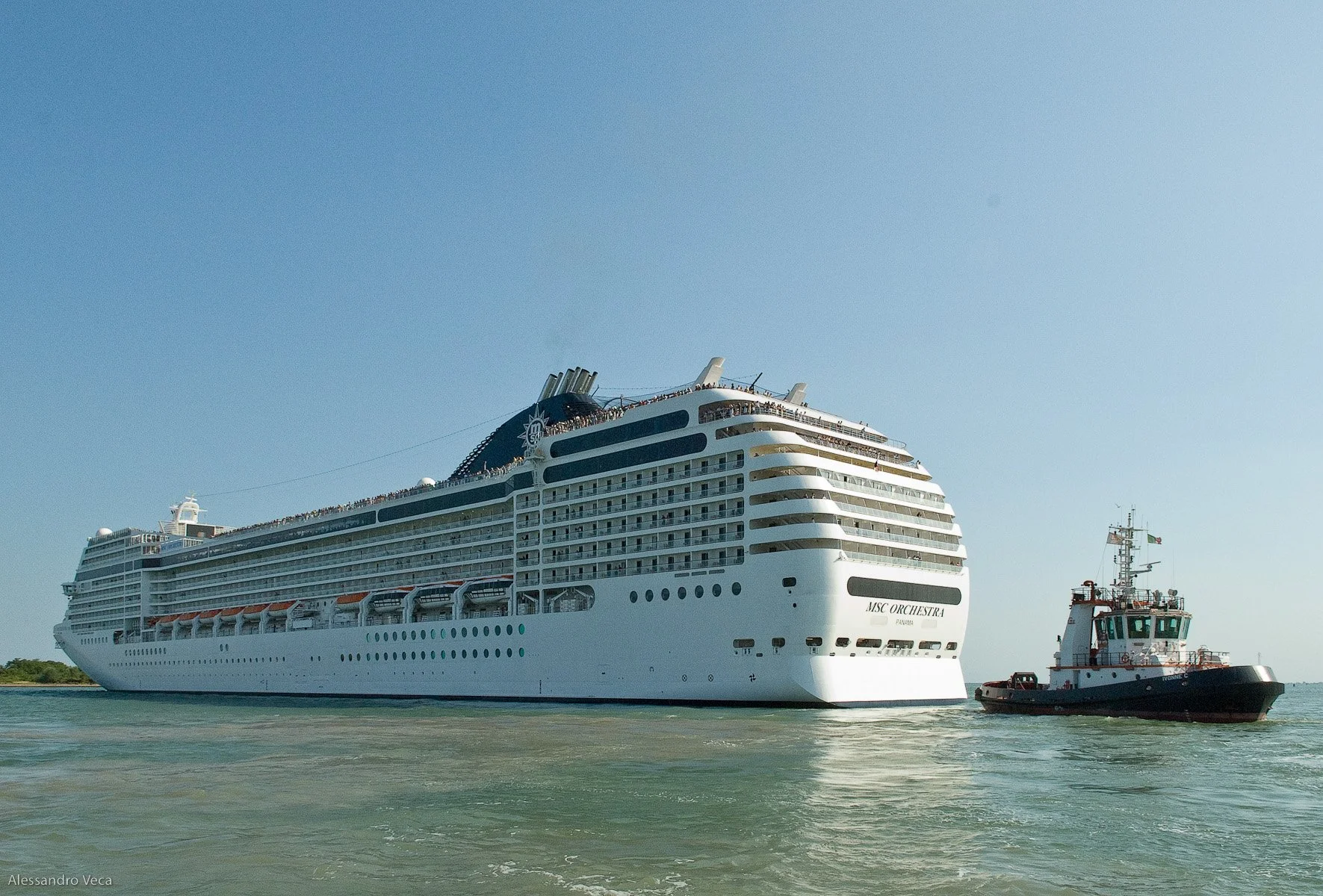 Venezia, Le grandi navi in laguna, fotografia 40 di Alessandro Veca