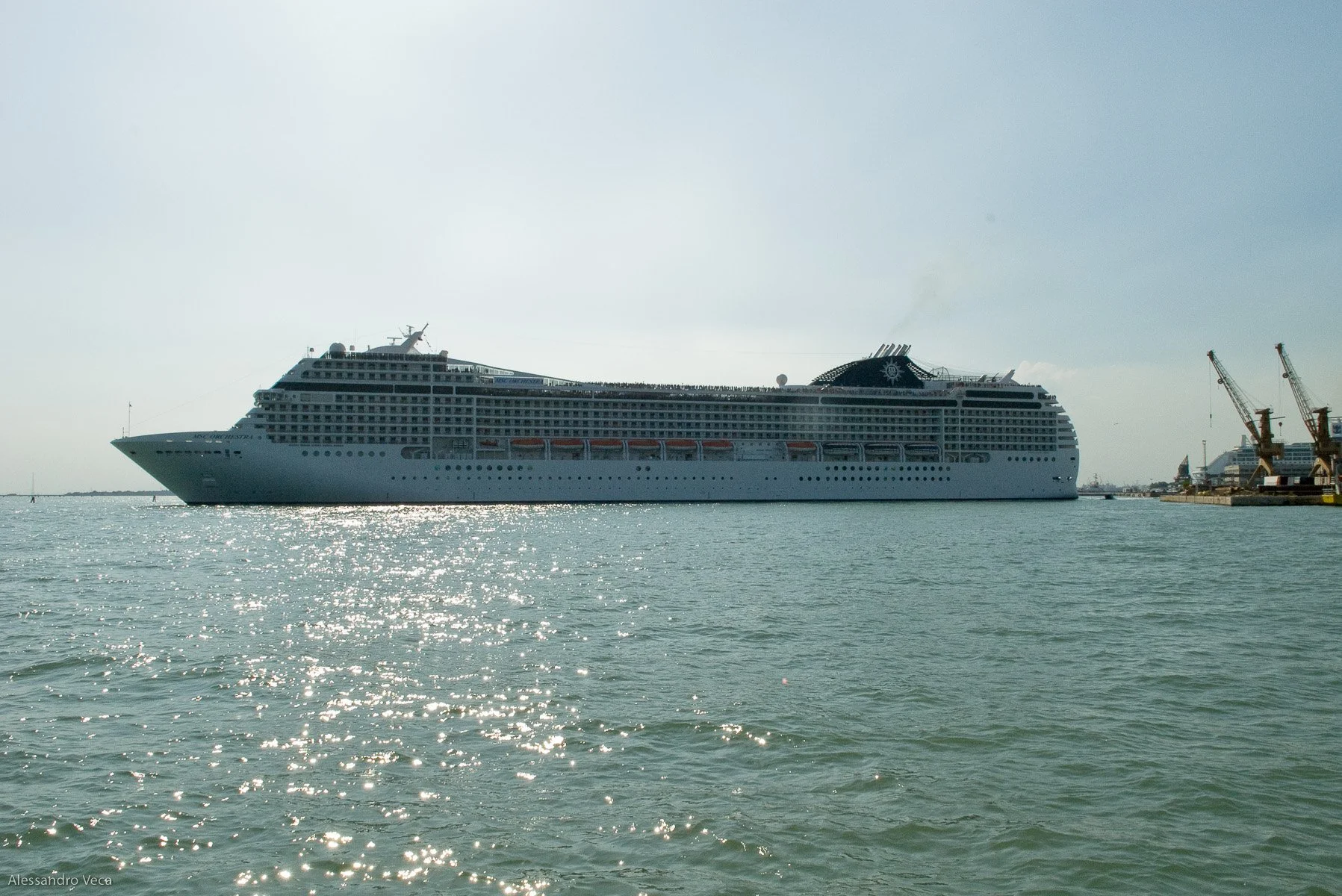 Venezia, Le grandi navi in laguna, fotografia 37 di Alessandro Veca