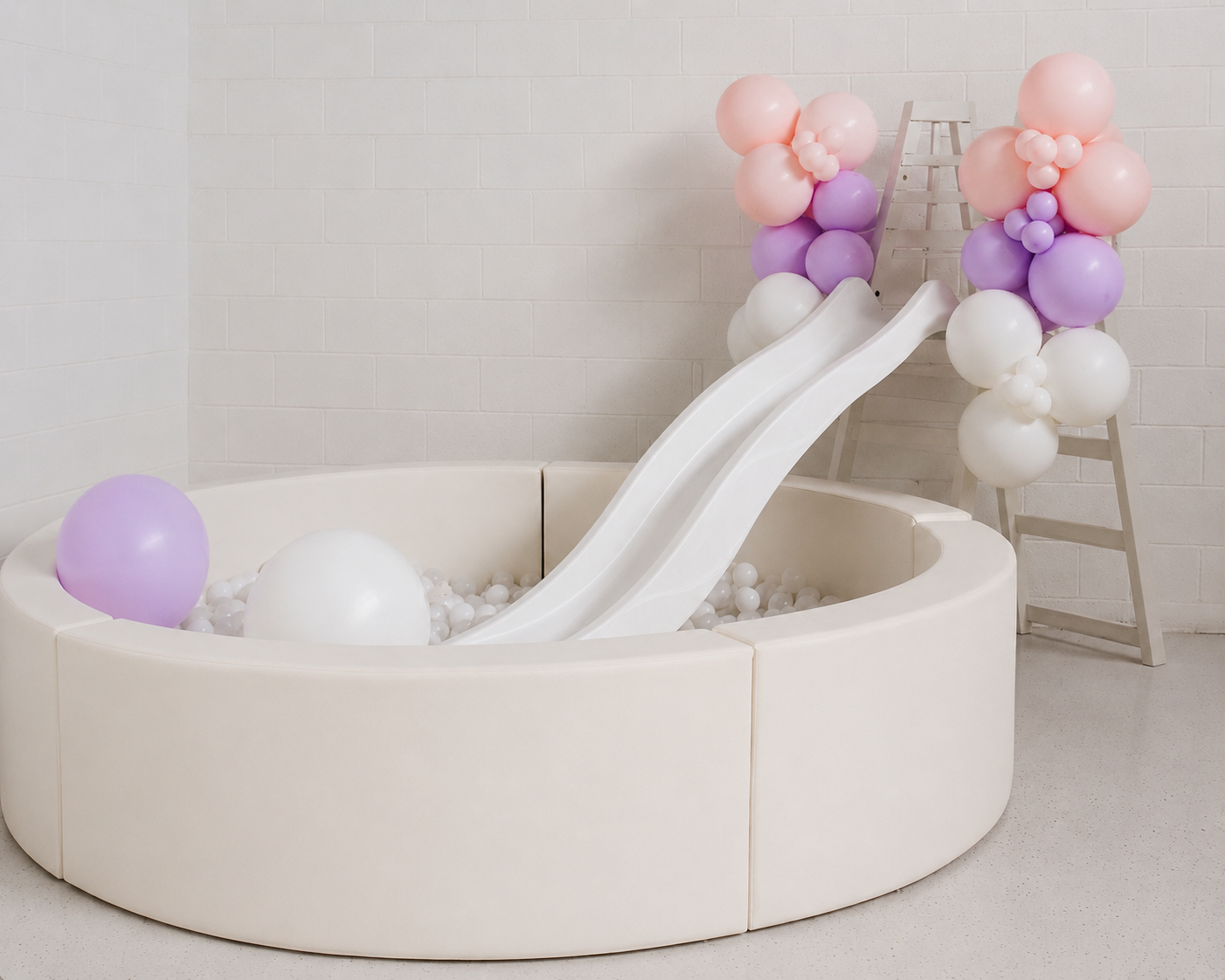 3m Round Ball Pit and Slide