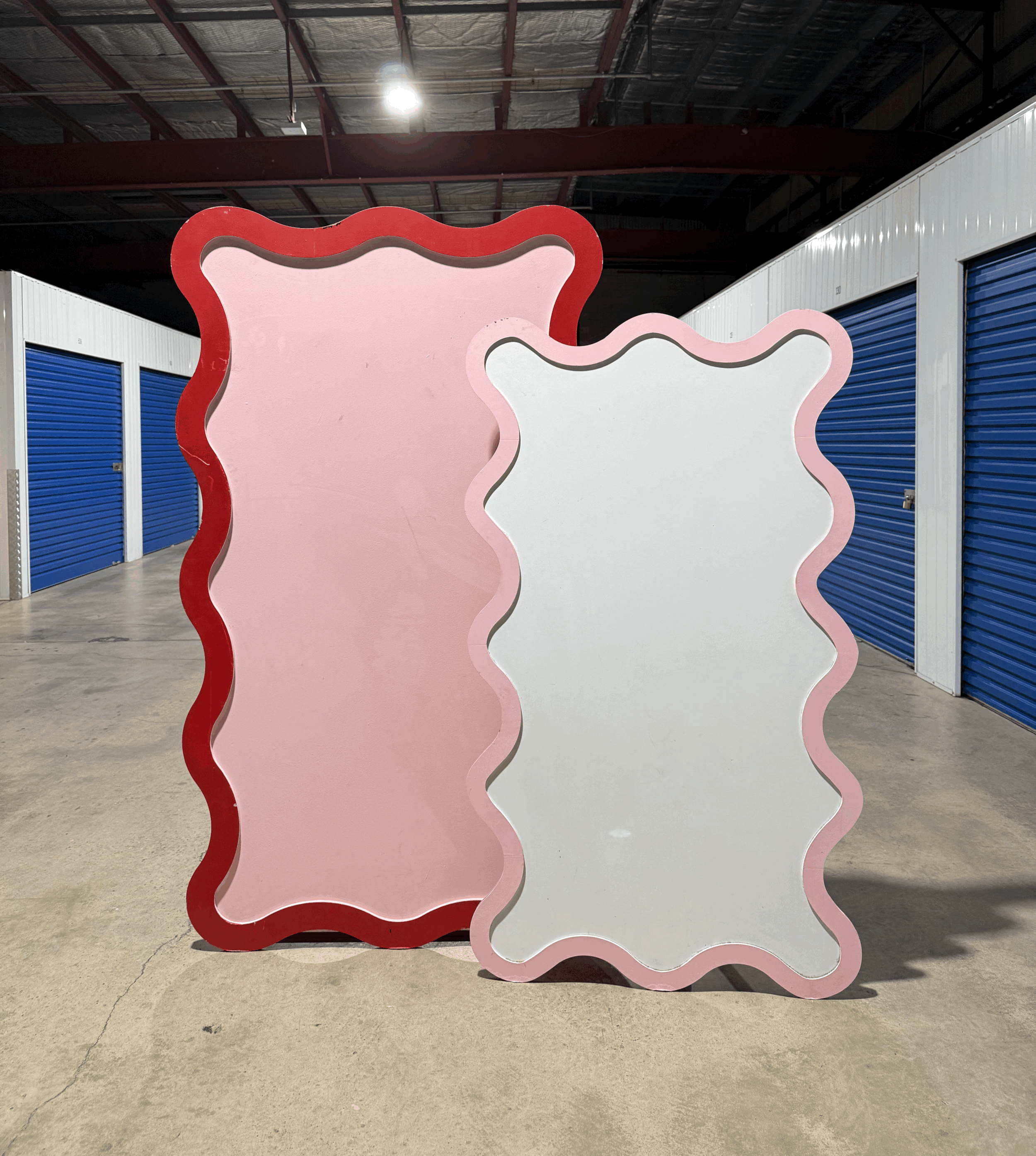 Wavy Backdrop Set
