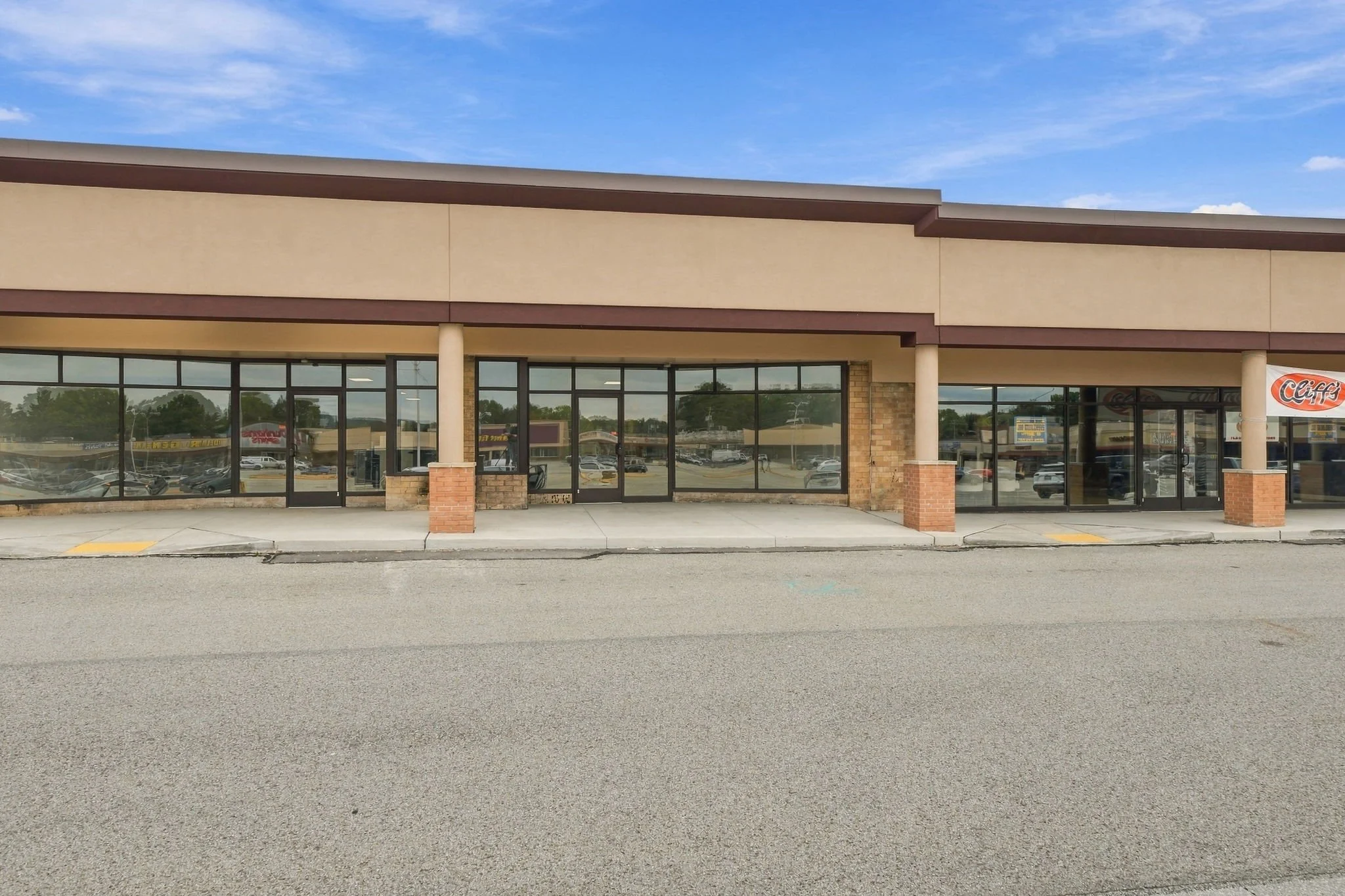 61-web-or-mls-5852-pa-981.jpg