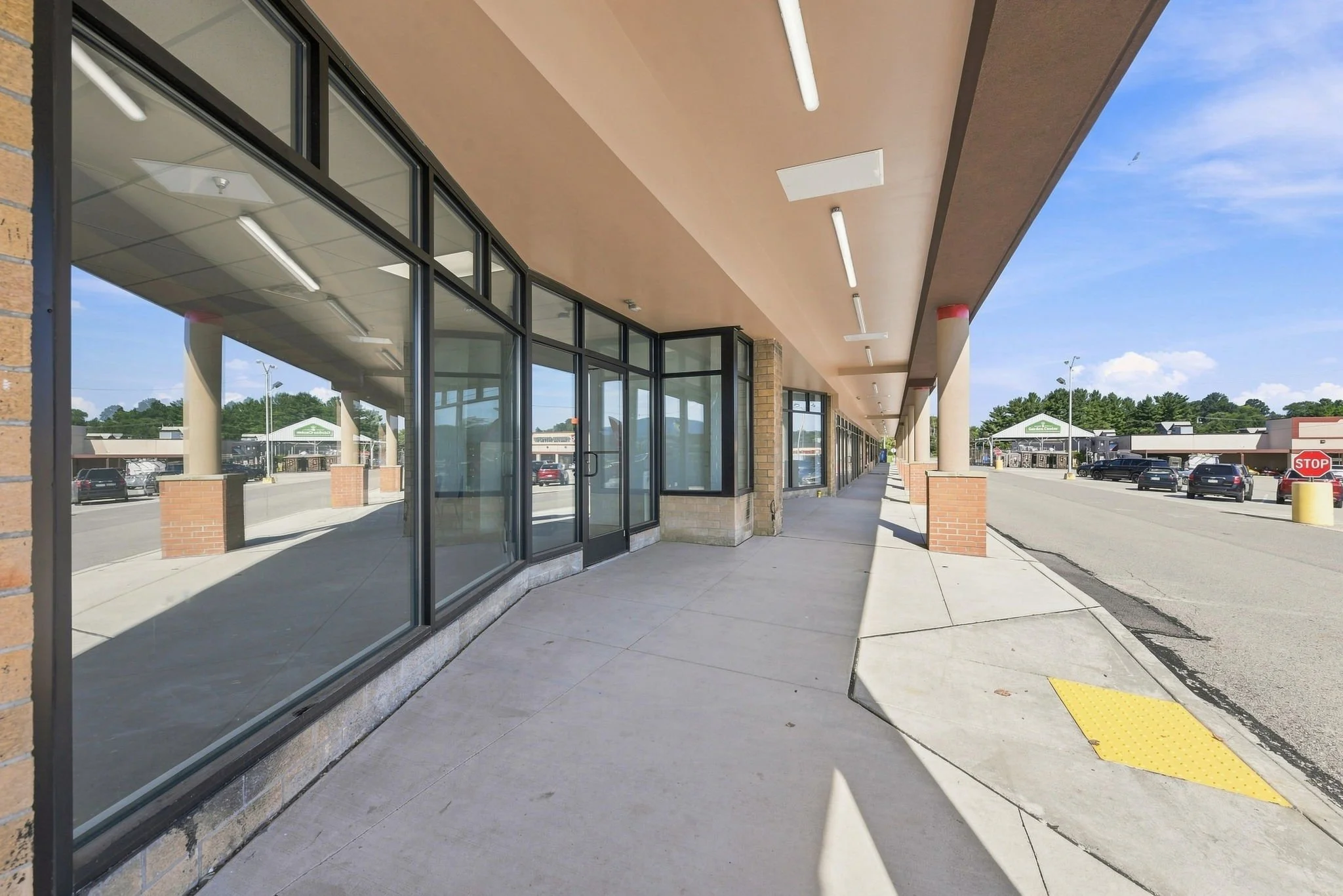 11-web-or-mls-5852-pa-981.jpg