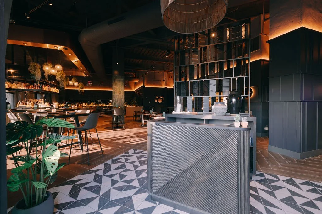 Greige-Goods-Resturant-la-popular-porter-ranch-Interior-Design-1.jpg