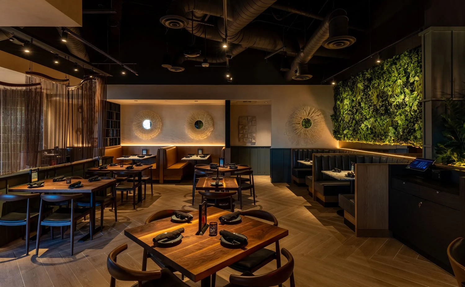 Greige-Goods-Resturant-la-popular-Hollywood-Interior-Design-1.jpg