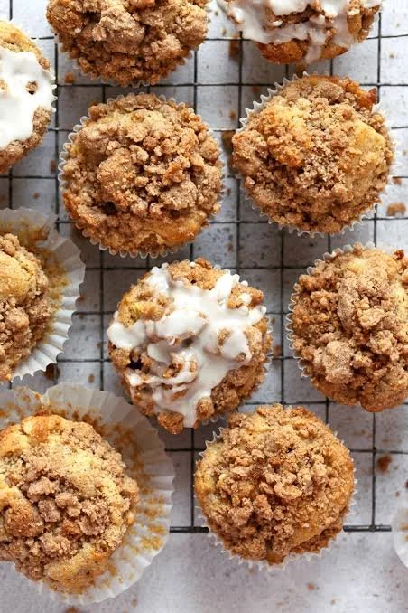 Cinnamon Apple Streusel Muffin