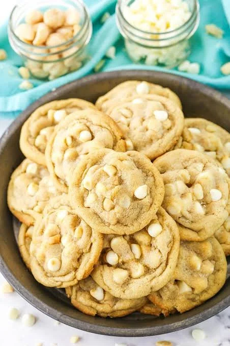White Chocolate Macadamia