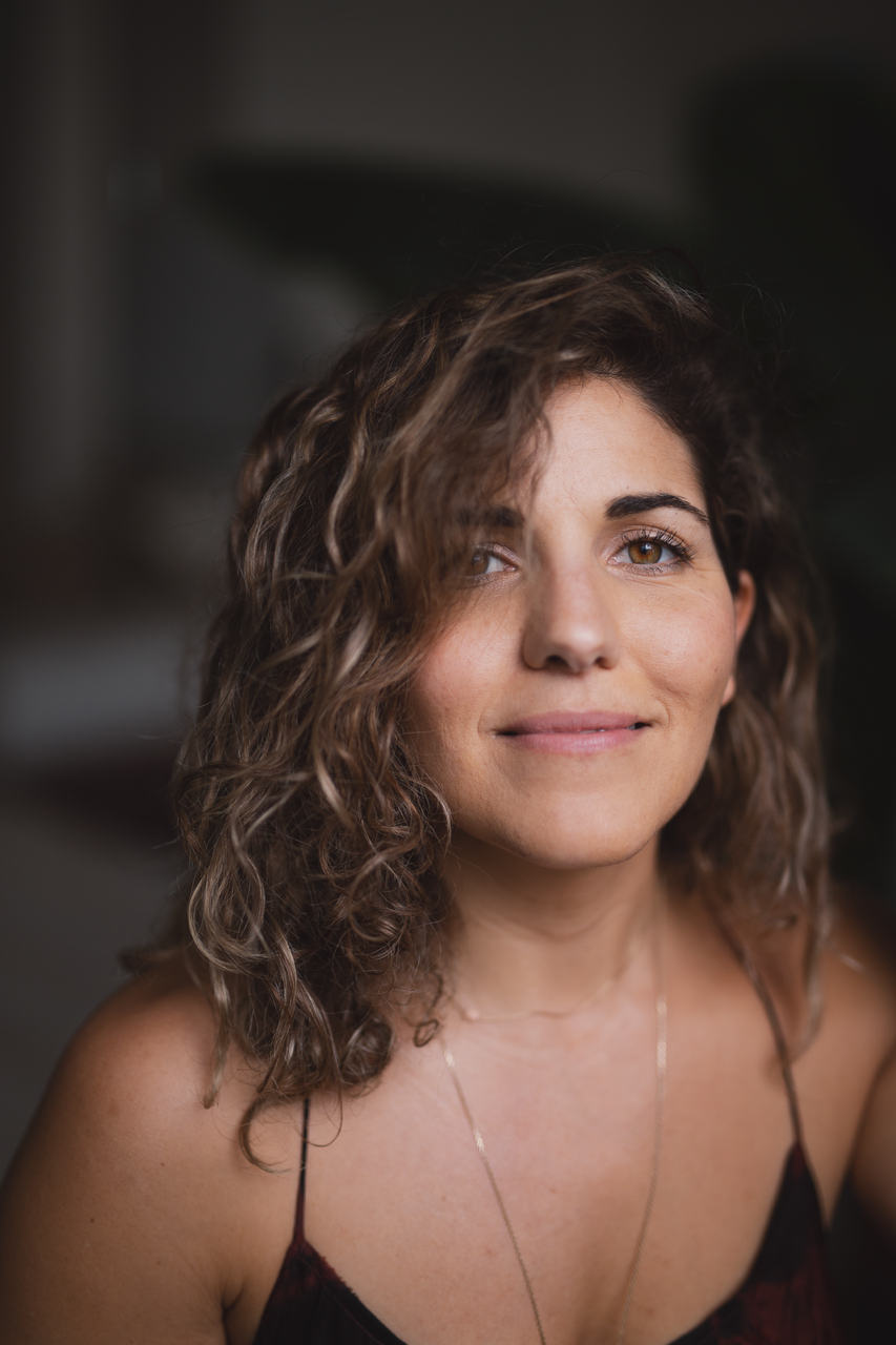 Yuna Mourtan, sacred sexuality, feminine energy, women's retreats