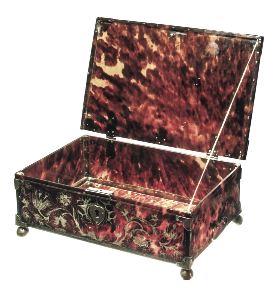 Jamaican engraved tortoiseshell casket