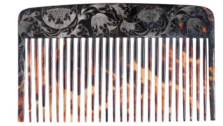 Jamaican engraved tortoiseshell comb