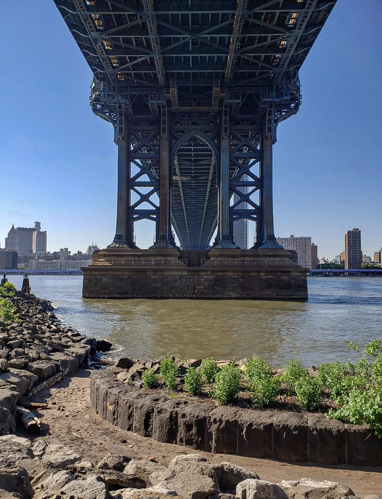 MANHATTAN-BRIDGE-TOWER-RYAN-TERRY-PHOTO.JPG