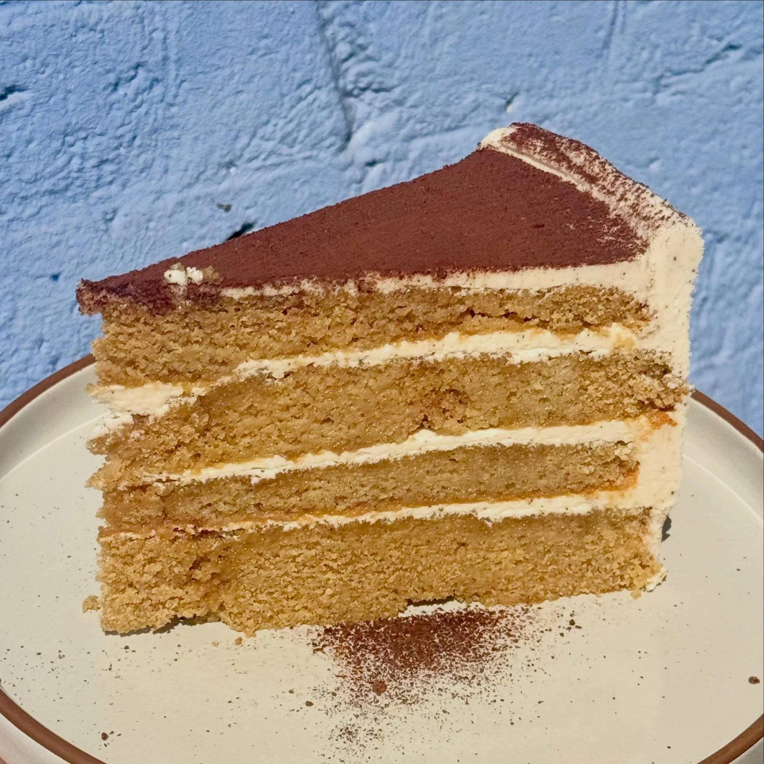 ☕️ TIRAMISU CAKE ☕️

Coffee sponge cake with a rich coffee soak, mascarpone filling &amp; espresso butter cream, topped with a dusting of cocoa powder 🍫

Available every day in October @ 10am!