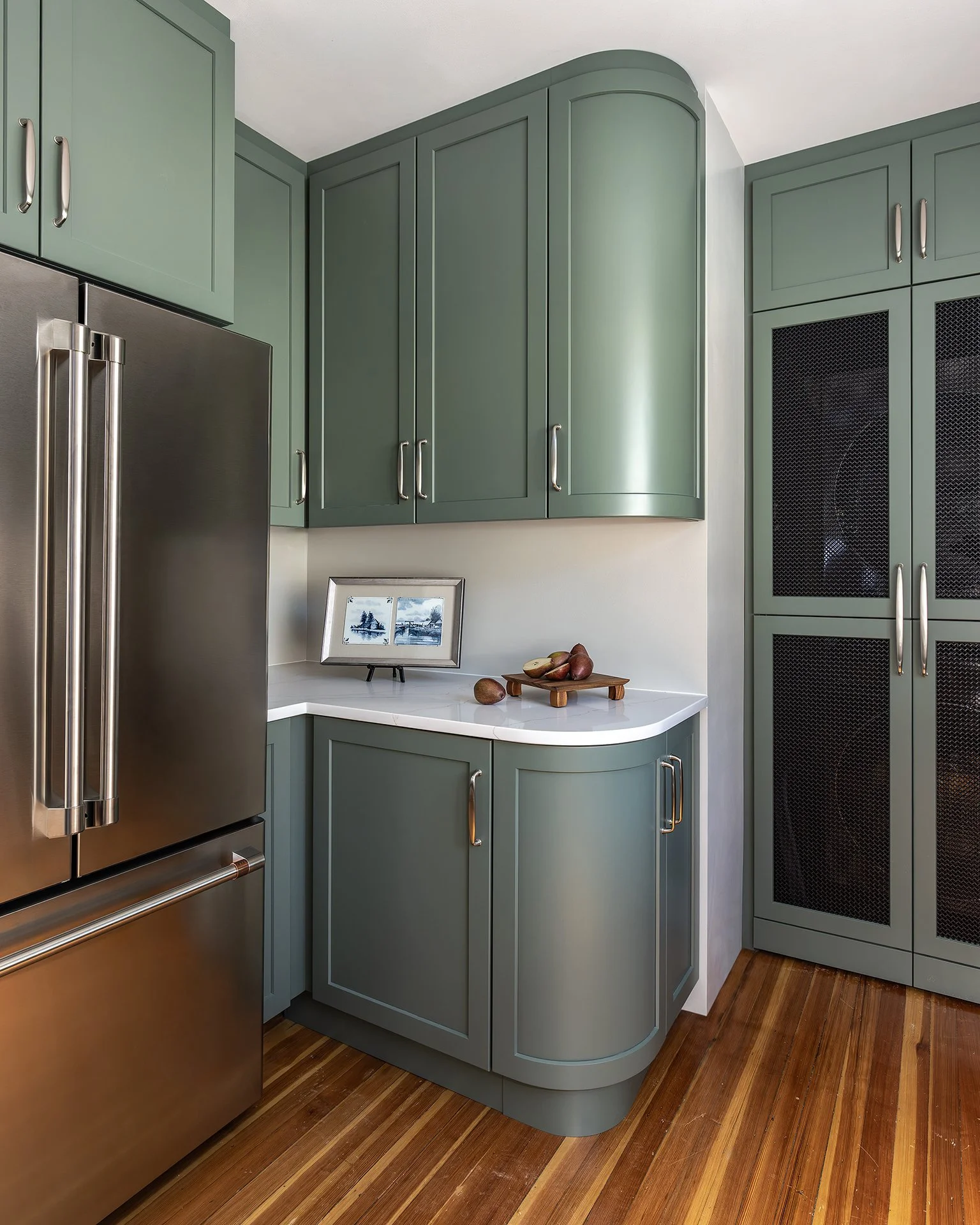 WH-Cookin-With-Sage-Kitchen-Curved-Cabinet-1.jpg