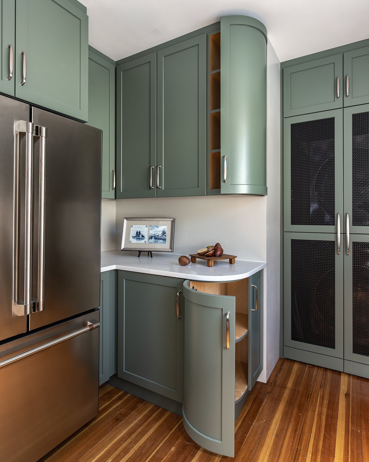 WH-Cookin-With-Sage-Kitchen-Curved-Cabinet-2.jpg