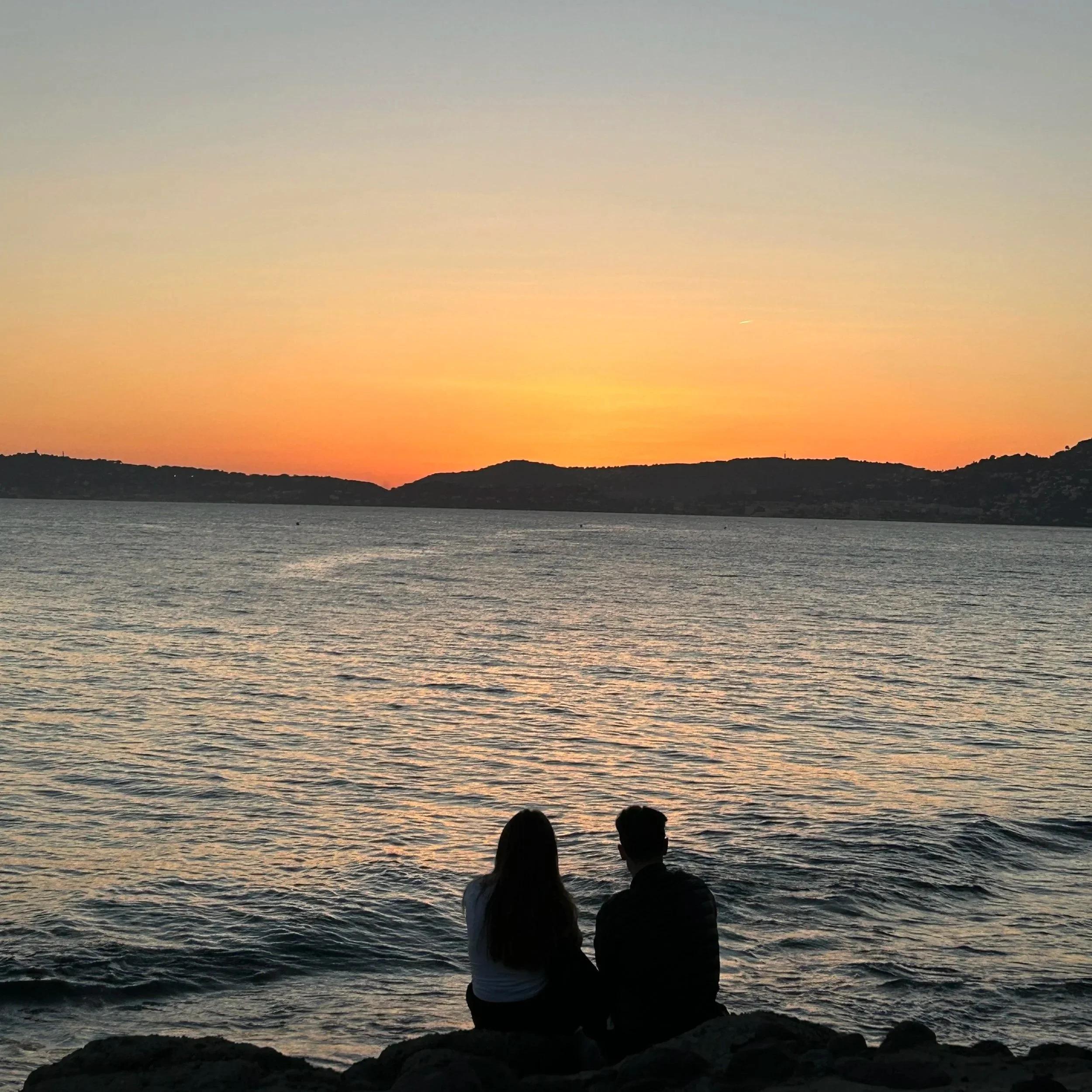 Best Sunset-Watching Spots Along the Lakeshore