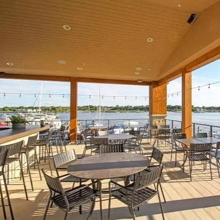 Best Waterfront Restaurants Along the Lakeshore
