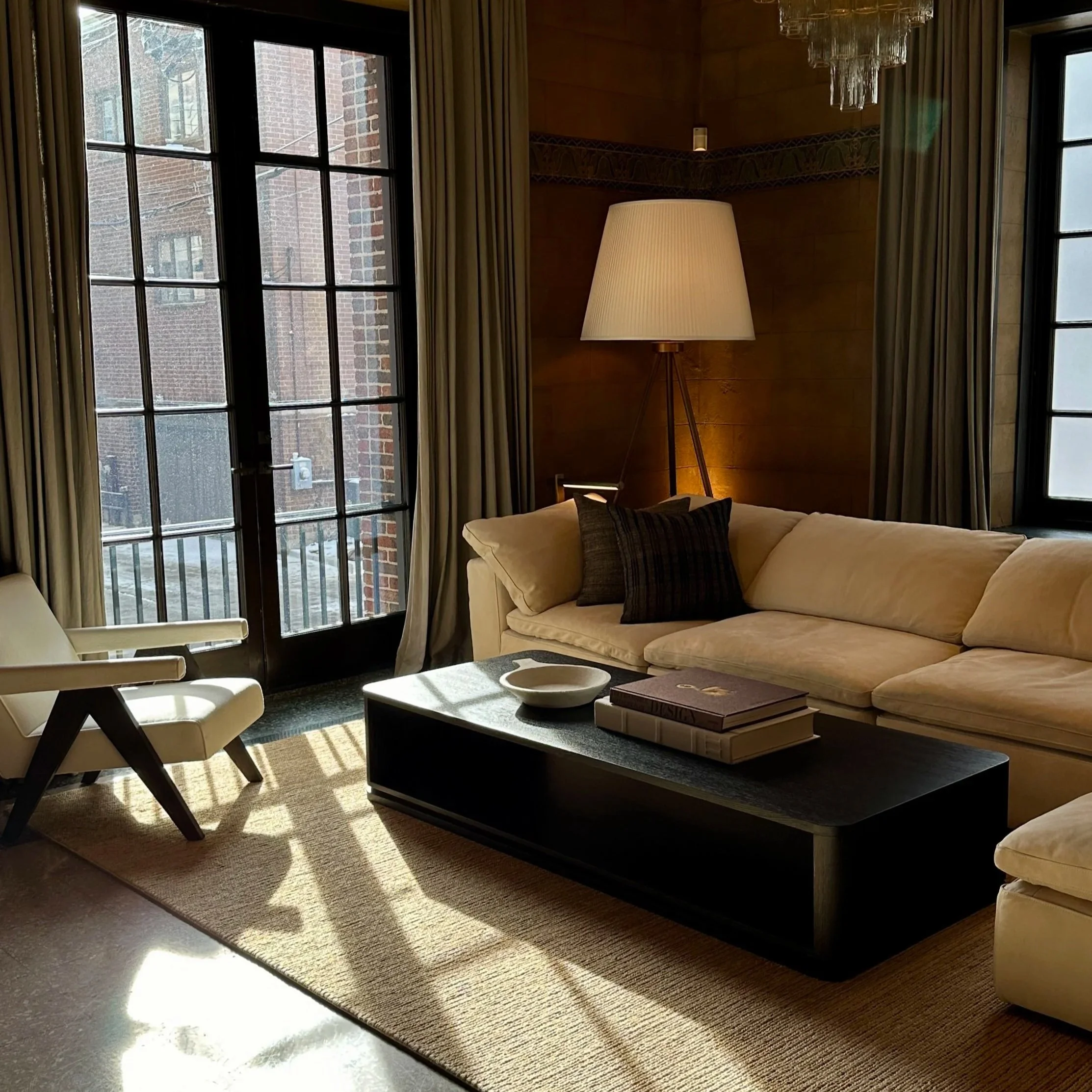 The Little Things That Make a House Feel Expensive (Without Spending a Fortune)