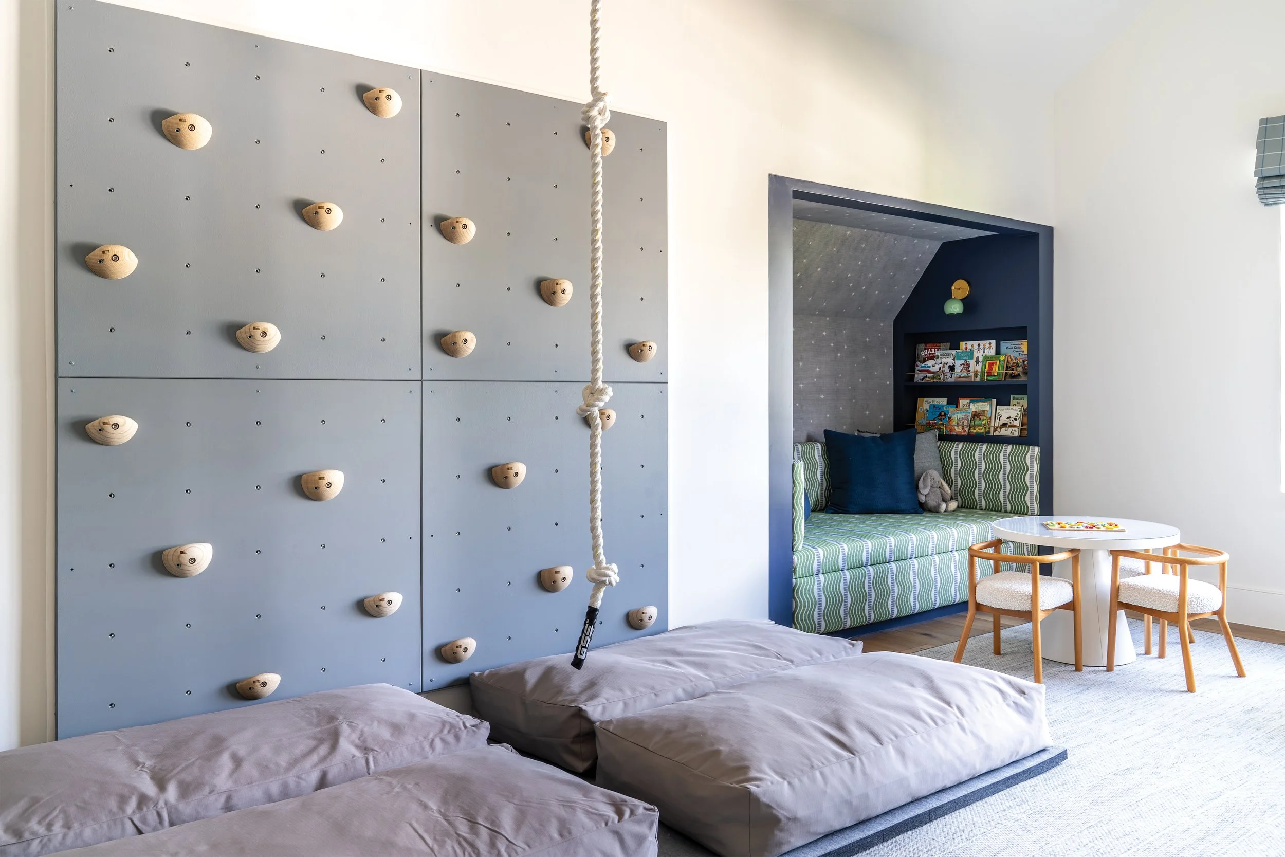 GreenwichplayMontgomery21(web).jpg