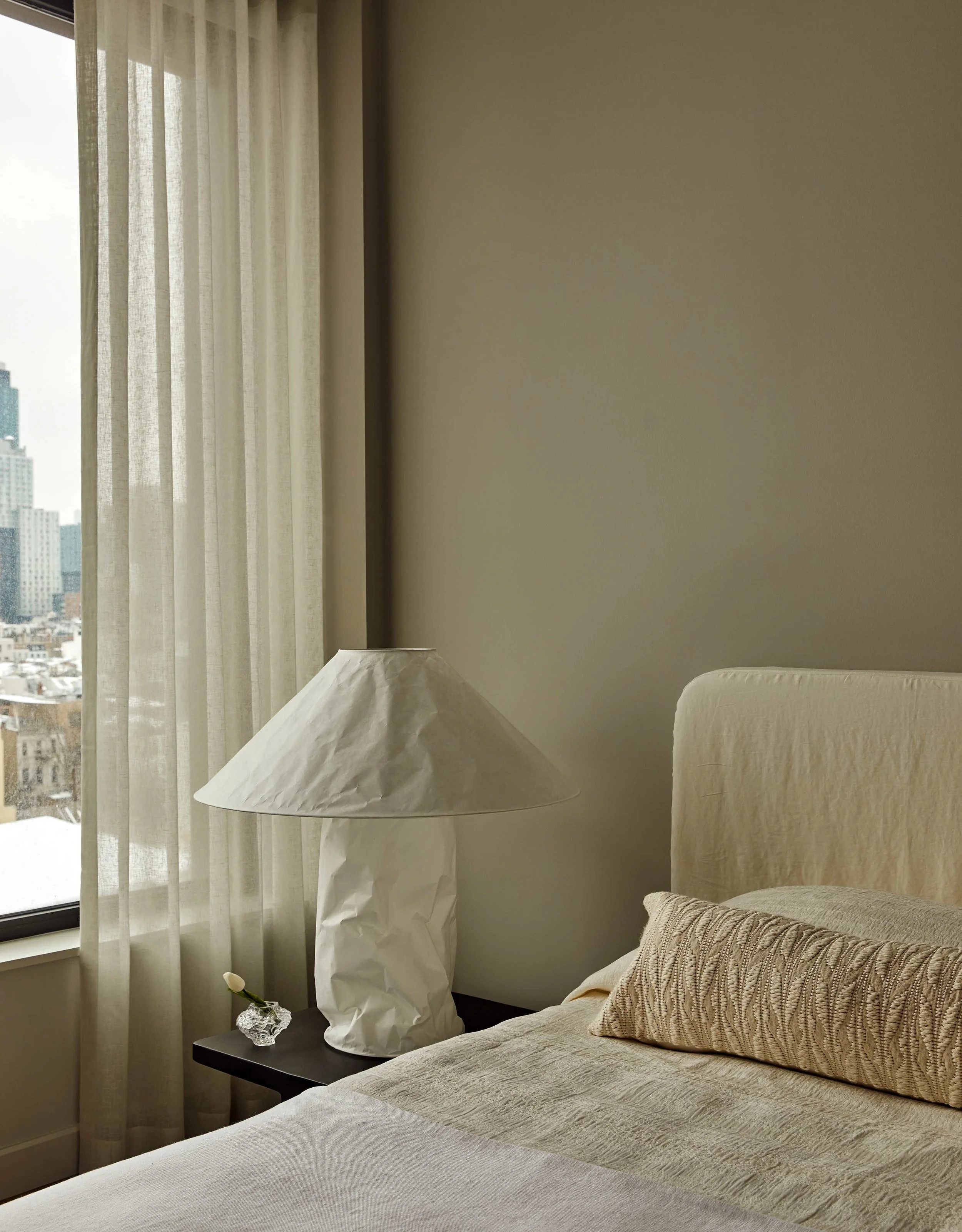 CH_Ash_World_Room_Service_655_Union_BK_127.jpeg